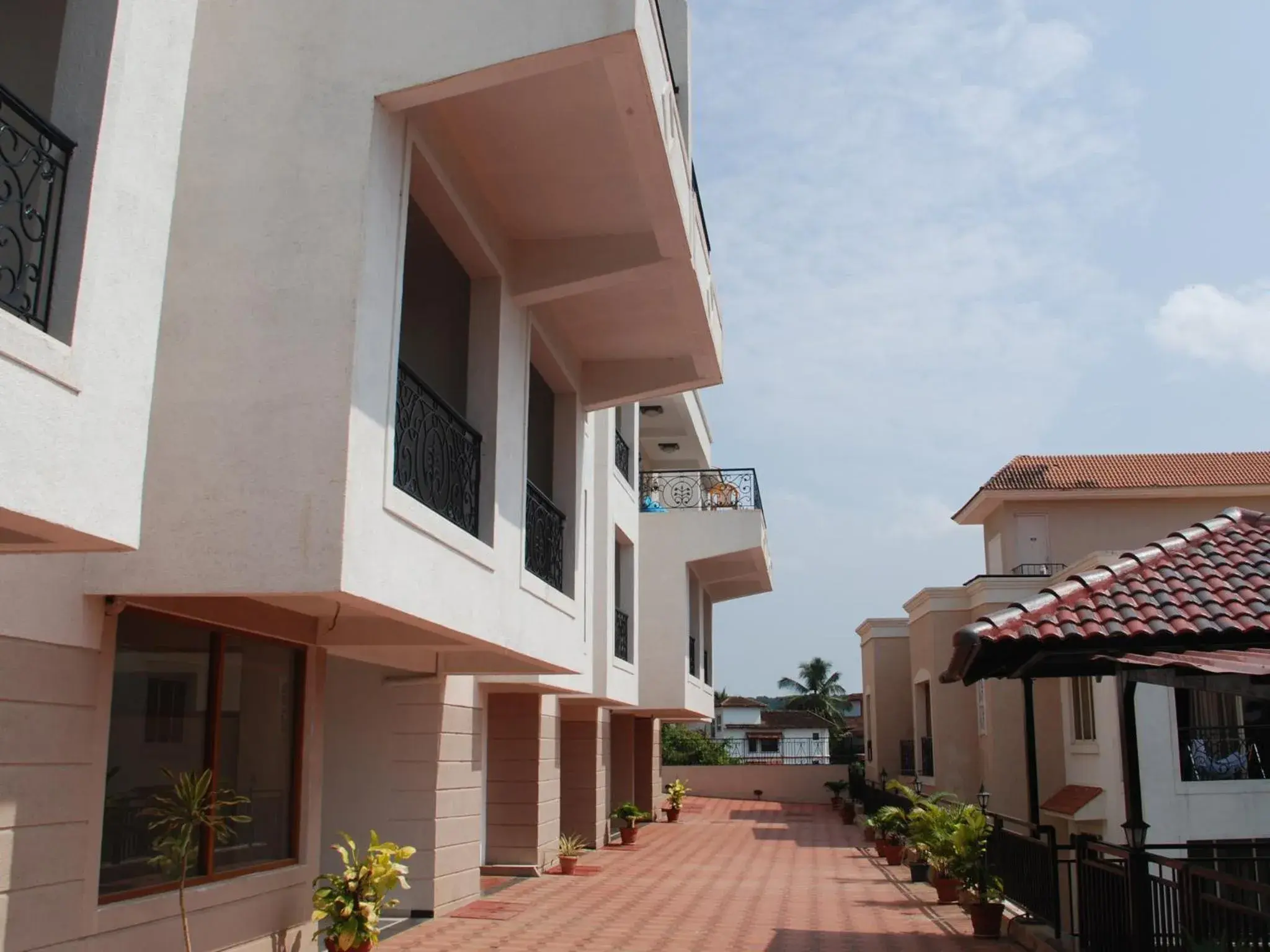 Property building in La Vida Studio Inn Baga- Goa- By Lords Hotels and Resorts Property building in La Vida Studio Inn Baga- Goa- By Lords Hotels and Resorts