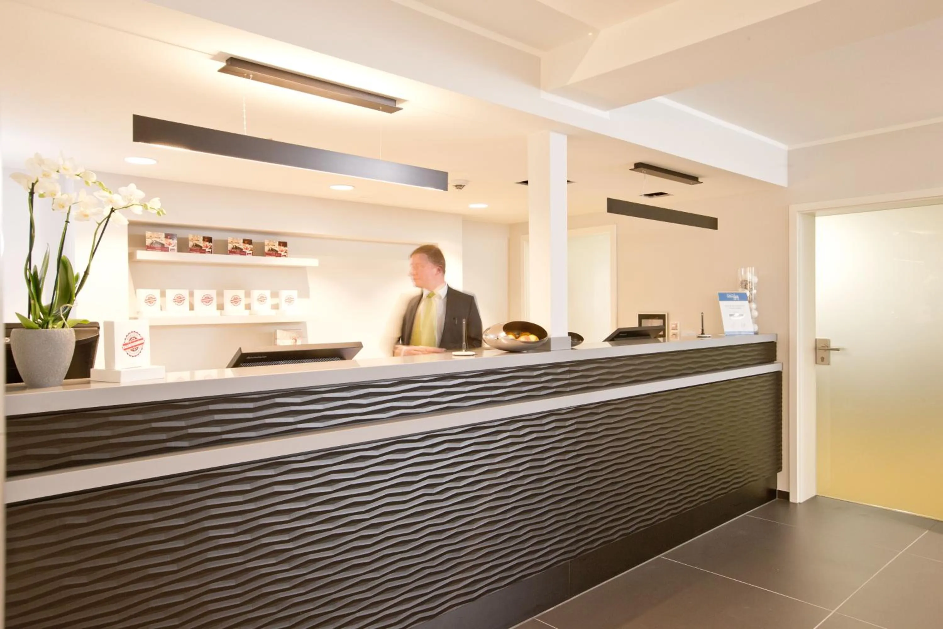 Staff in Seminar- & Tagungshotel Große Ledder