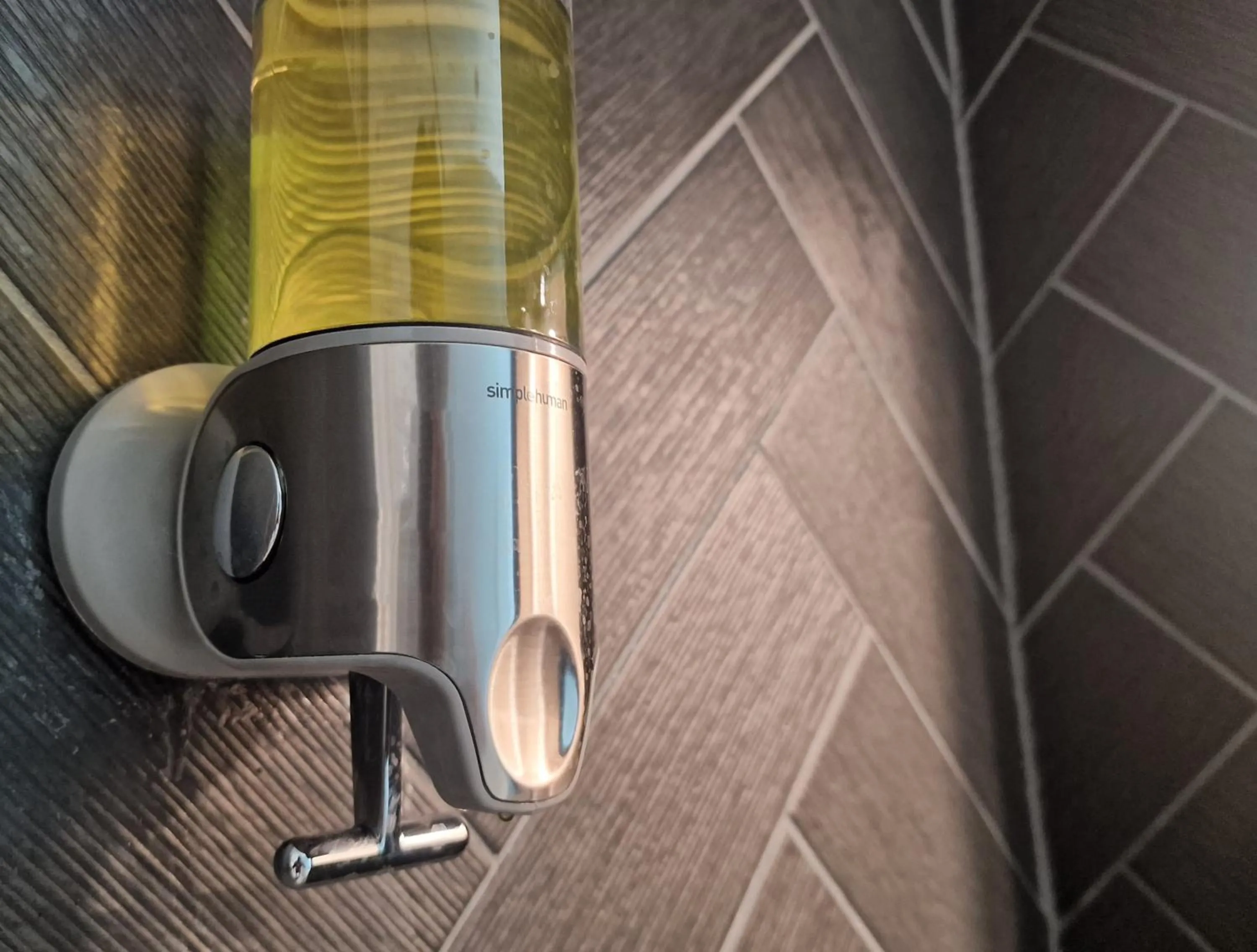Shower in Beautiful Rooms, The London Collection