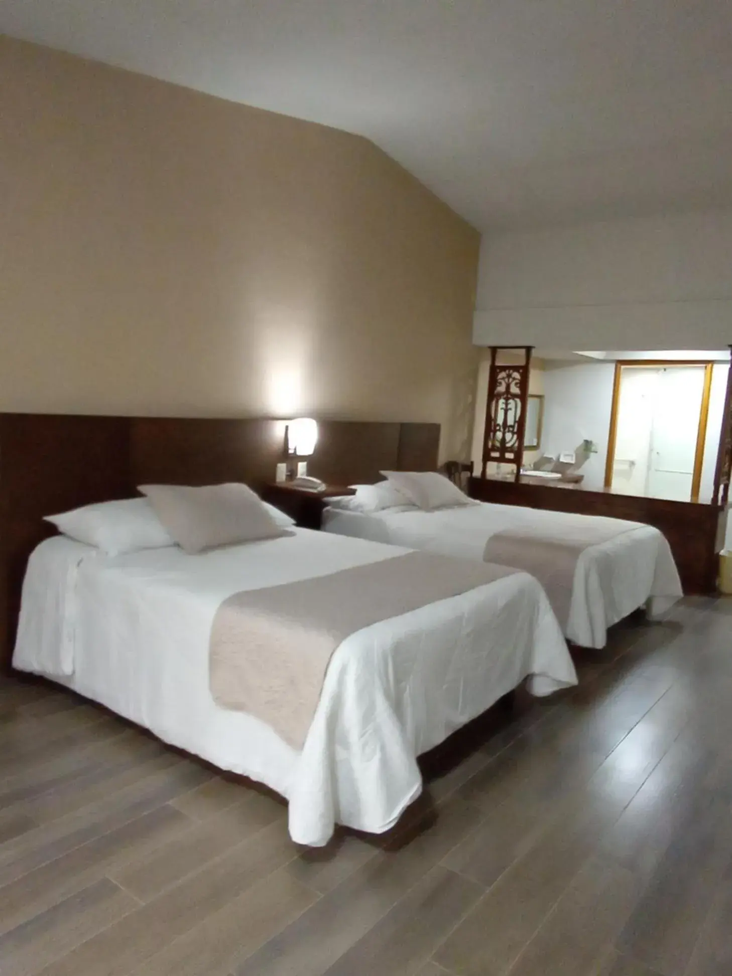 Standard Double Room with Two Double Beds in Hotel Imperial Saltillo Standard Double Room with Two Double Beds in Hotel Imperial Saltillo