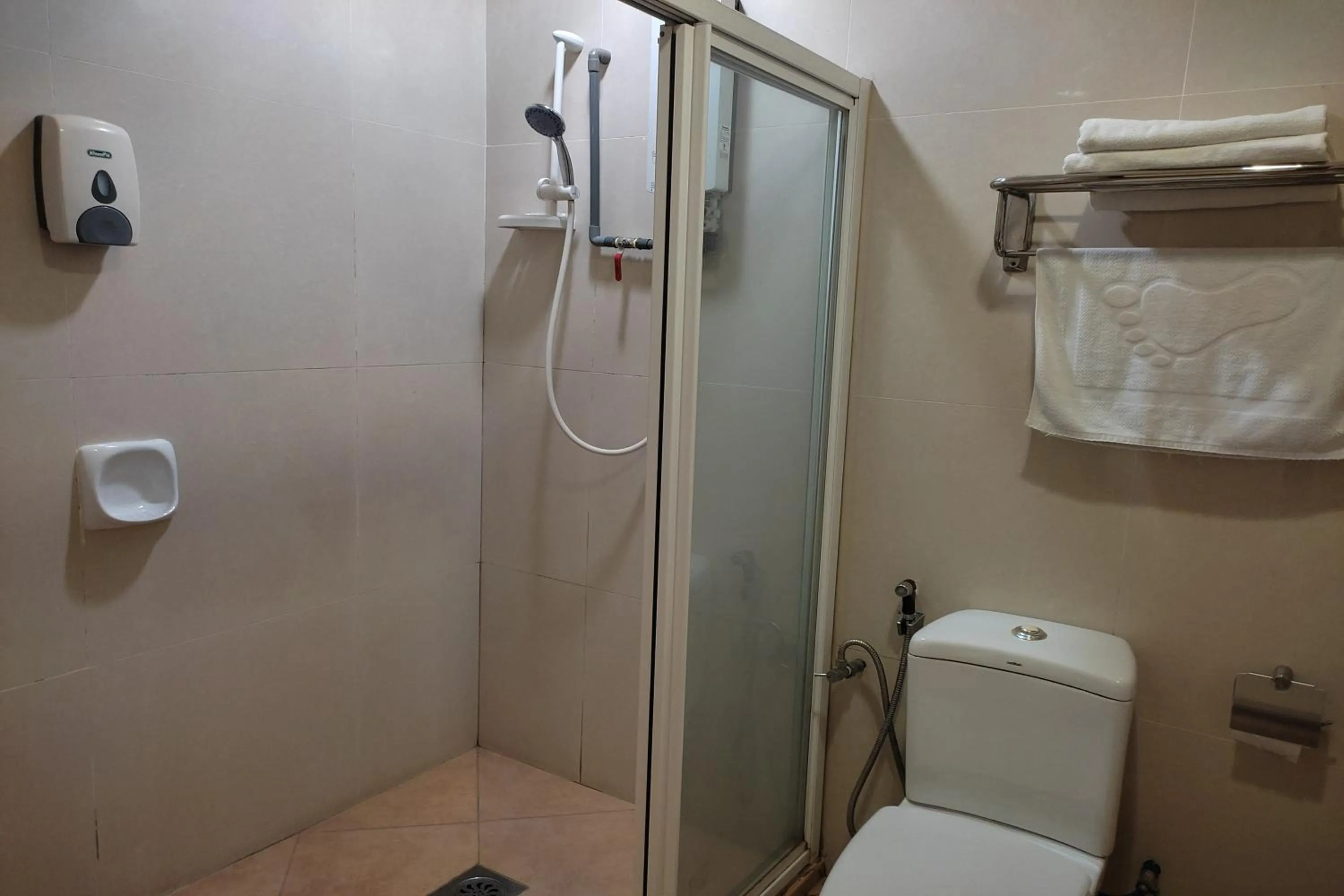 Bathroom in Hotel D'New 1 KK Sabah