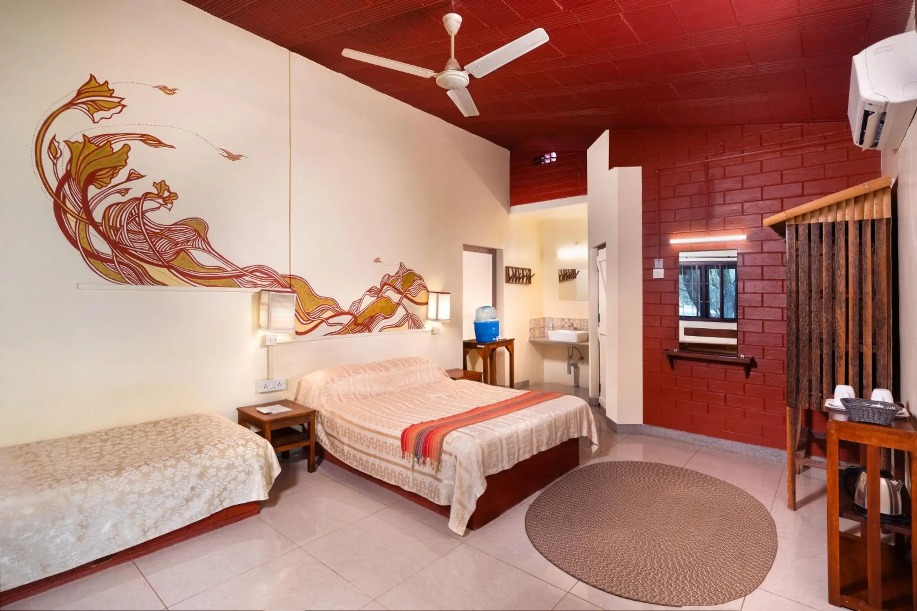 Standard Queen Room - single occupancy in Jungle Hut Resort Standard Queen Room - single occupancy in Jungle Hut Resort