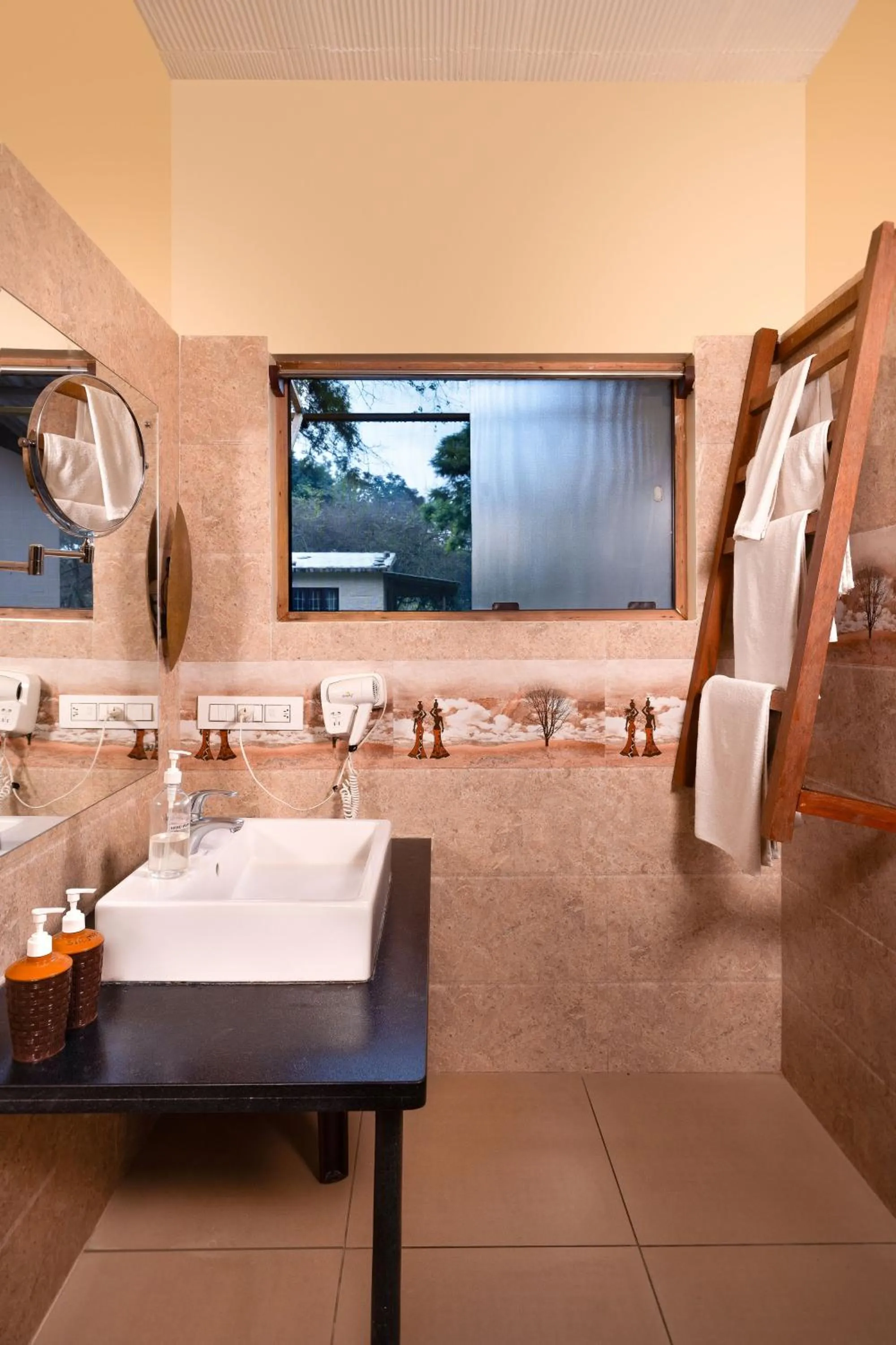 Shower in Jungle Hut Resort