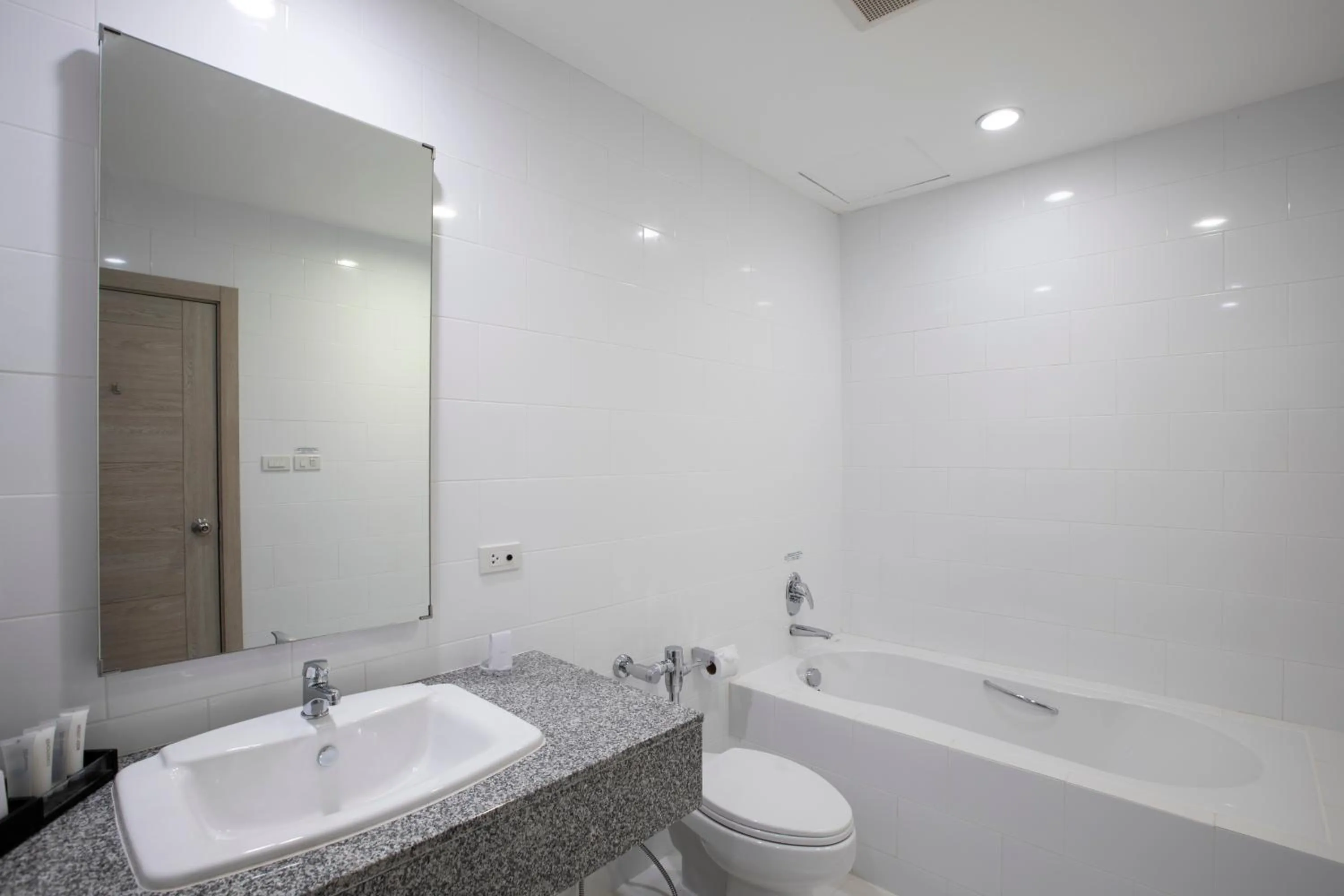 Bathroom in Kantary 304 Hotel Prachinburi