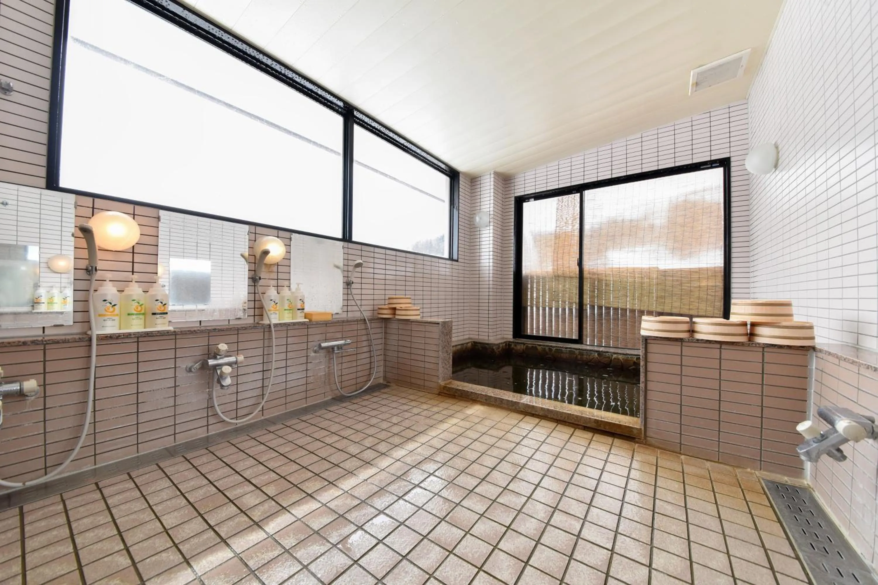 Hot Spring Bath in Kanoe