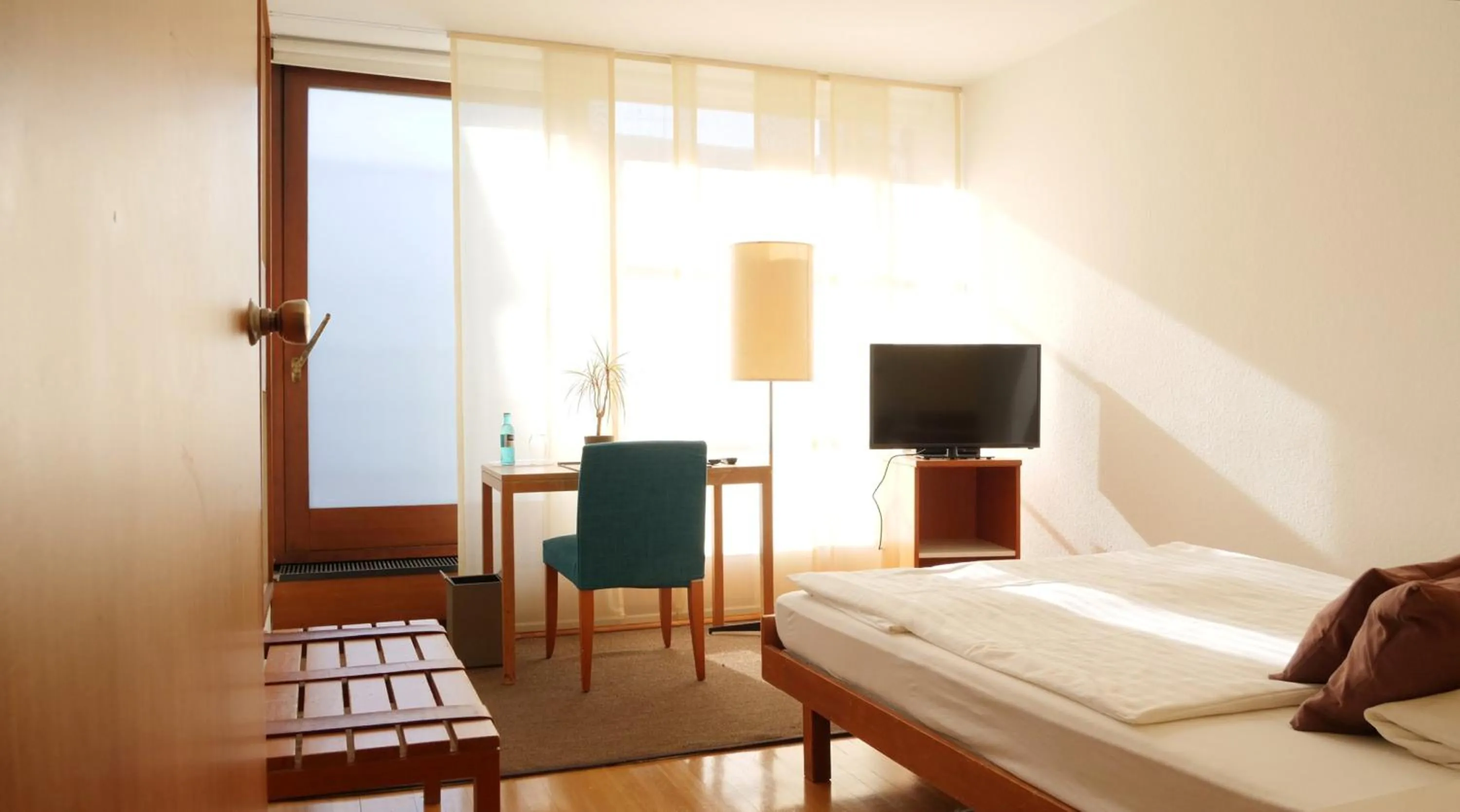 Bed in Hotel Prinz Carl