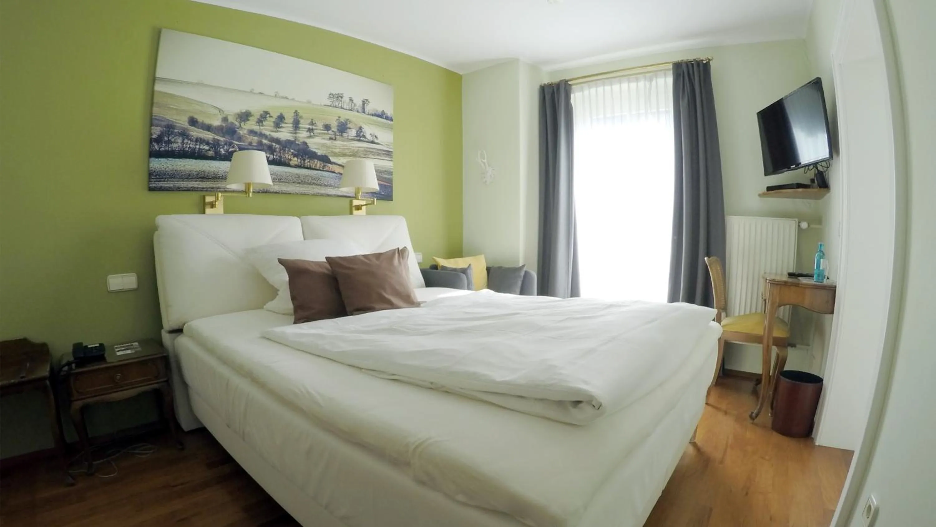 Bed in Hotel Prinz Carl