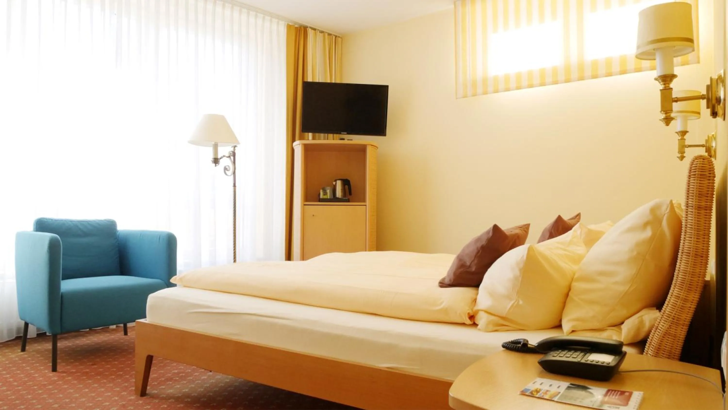 Bed in Hotel Prinz Carl