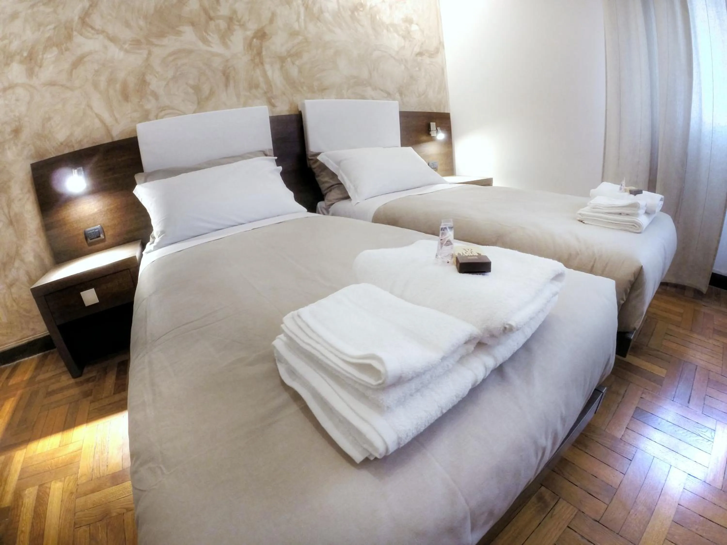 Bedroom, Bed in VITTORIA ROOMS GuestHouse - the Original since 2015
