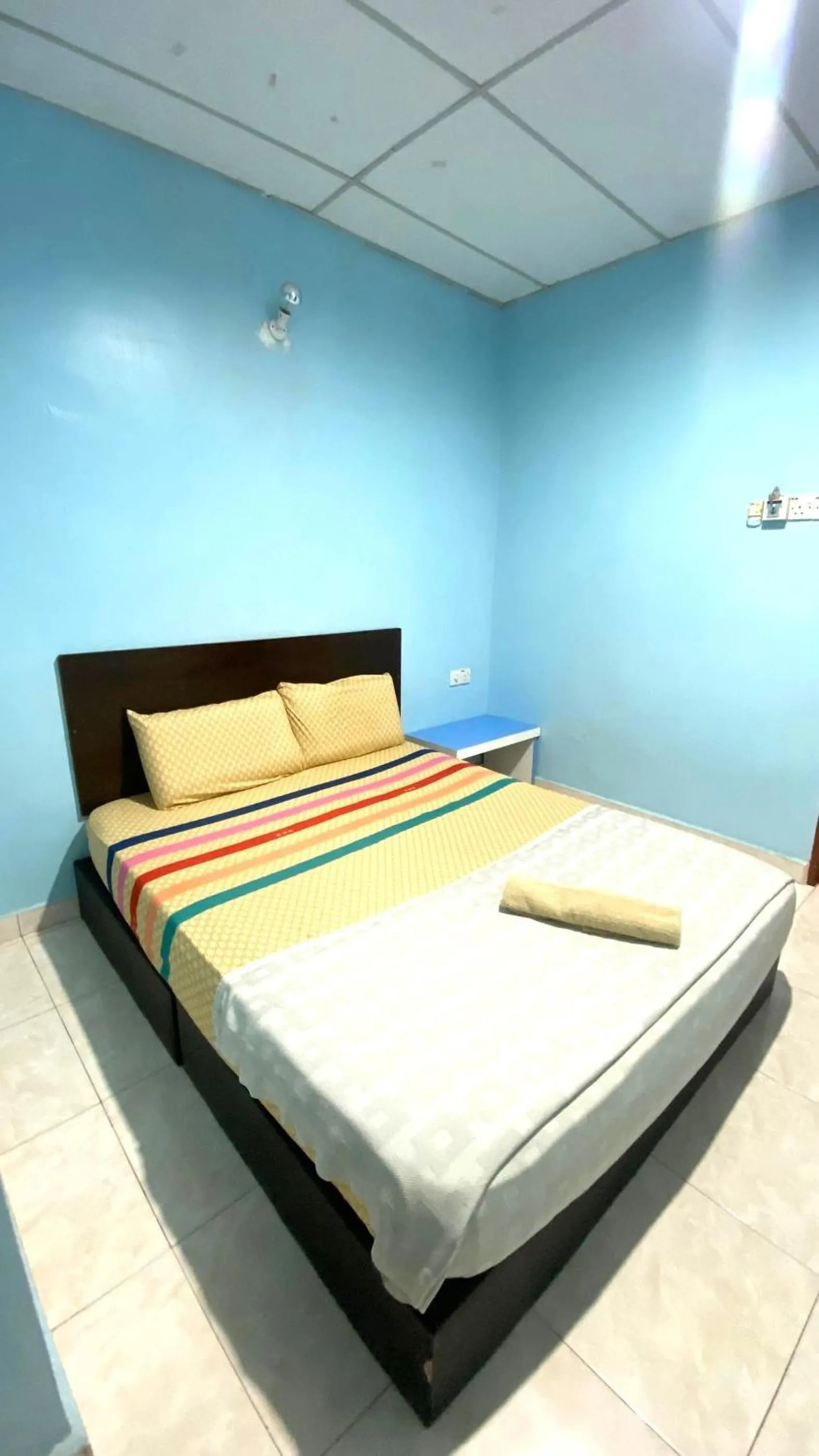Capital O 91275 Pr Motel