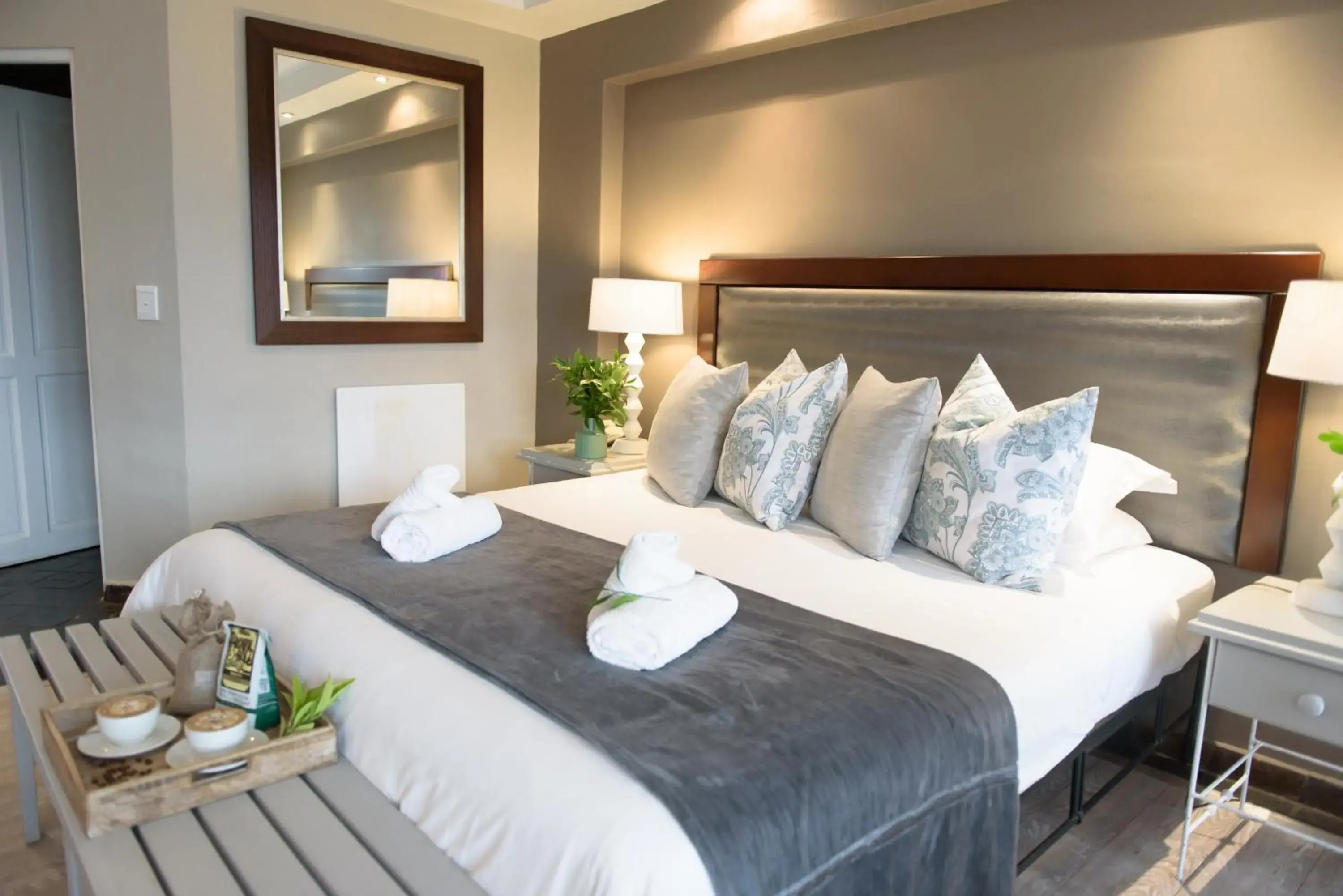 Bed in Whalesong Hotel & Spa Bed in Whalesong Hotel & Spa