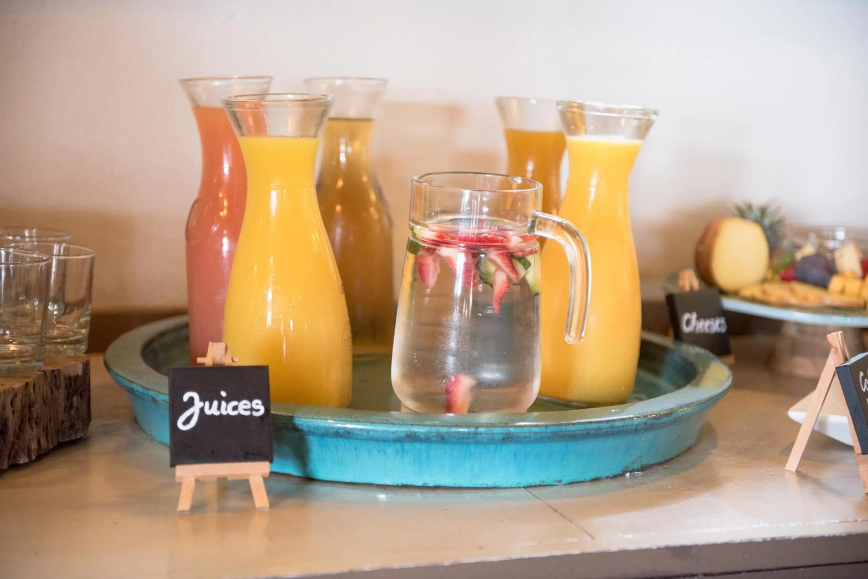 Coffee/tea facilities in Whalesong Hotel & Spa