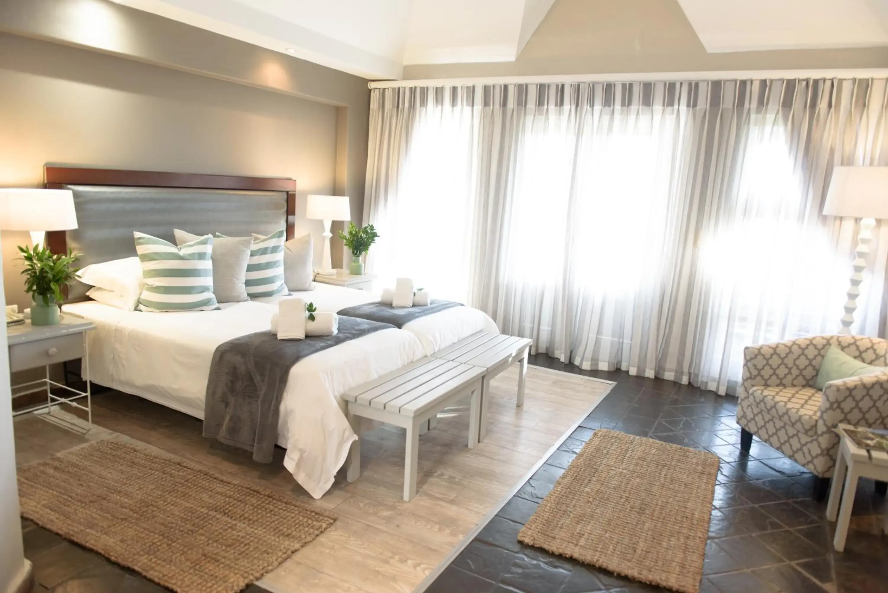 Twin Room - single occupancy in Whalesong Hotel & Spa Twin Room - single occupancy in Whalesong Hotel & Spa