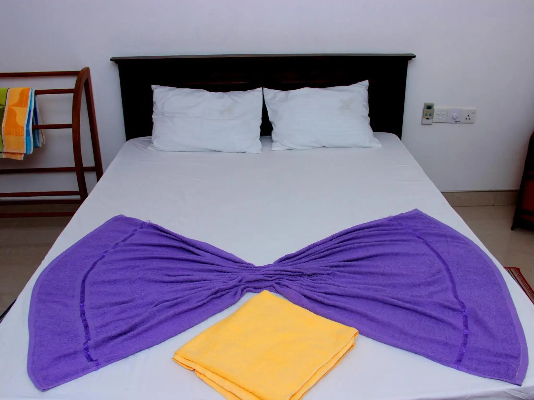 Standard Double Room with Fan in Heaven Star Rest Standard Double Room with Fan in Heaven Star Rest