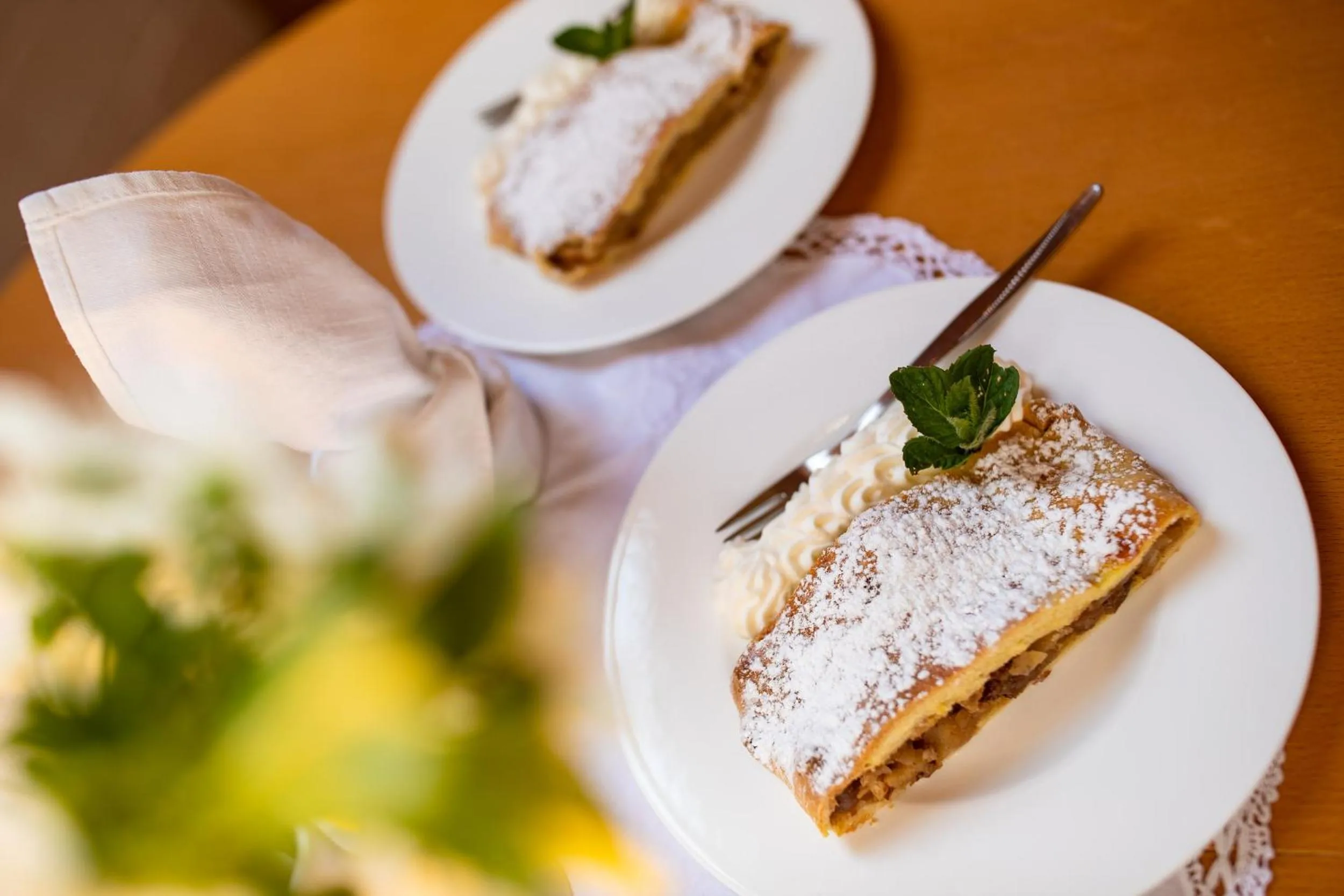 Food and drinks in Appartements Weisshauserhof