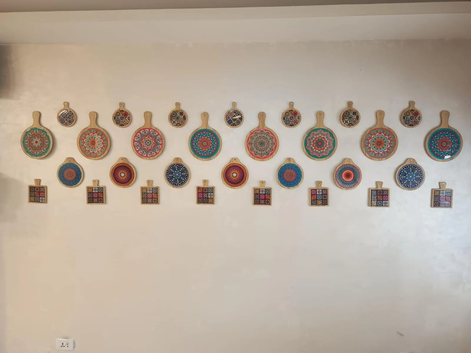 Restaurant/places to eat in Rafi Hotel