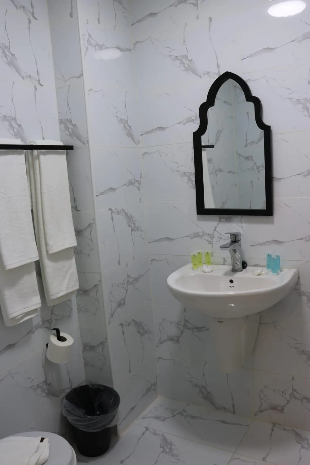 Bathroom in Rafi Hotel