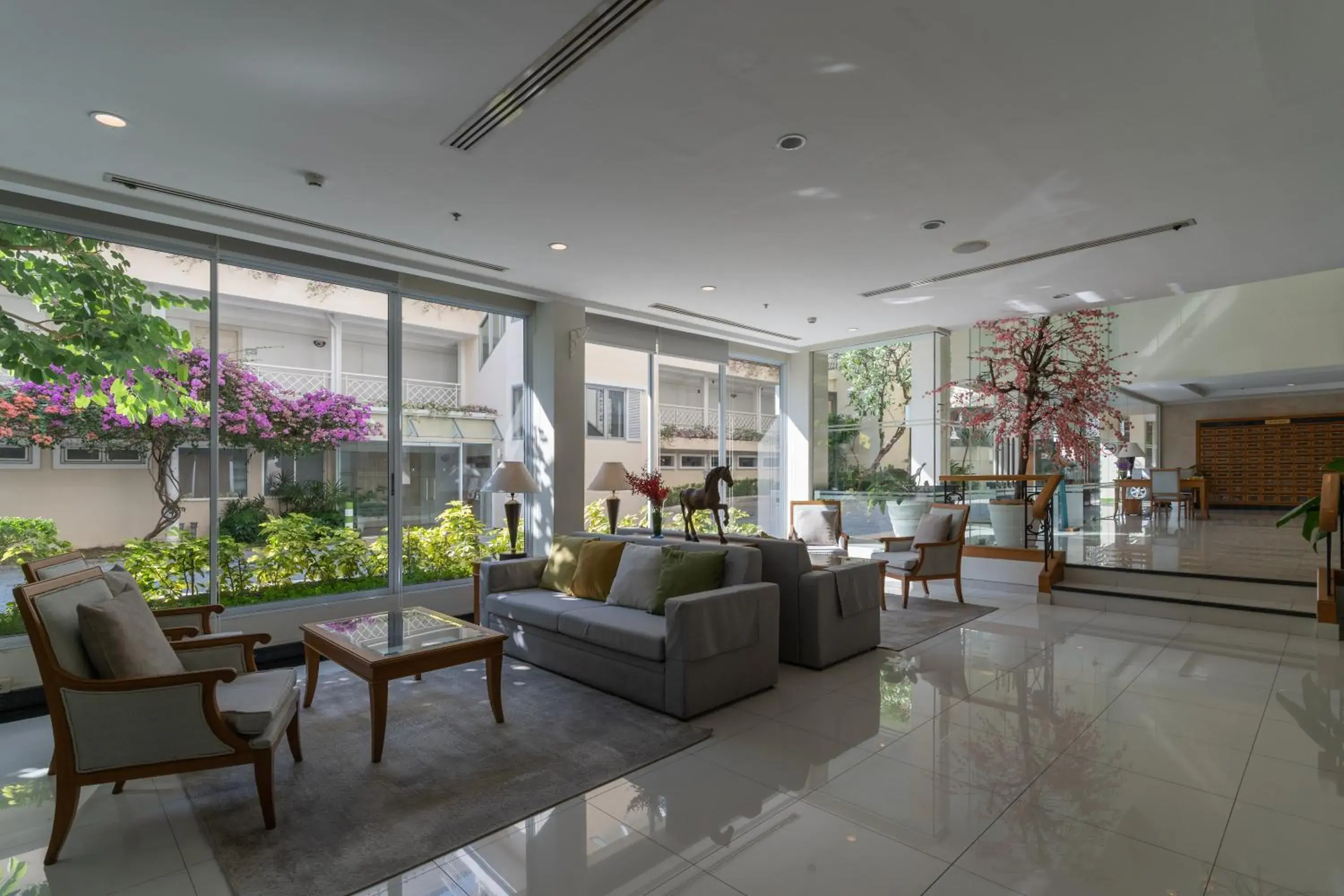 Lobby or reception in Classic Kameo Hotel and Serviced Apartments, Sriracha Lobby or reception in Classic Kameo Hotel and Serviced Apartments, Sriracha
