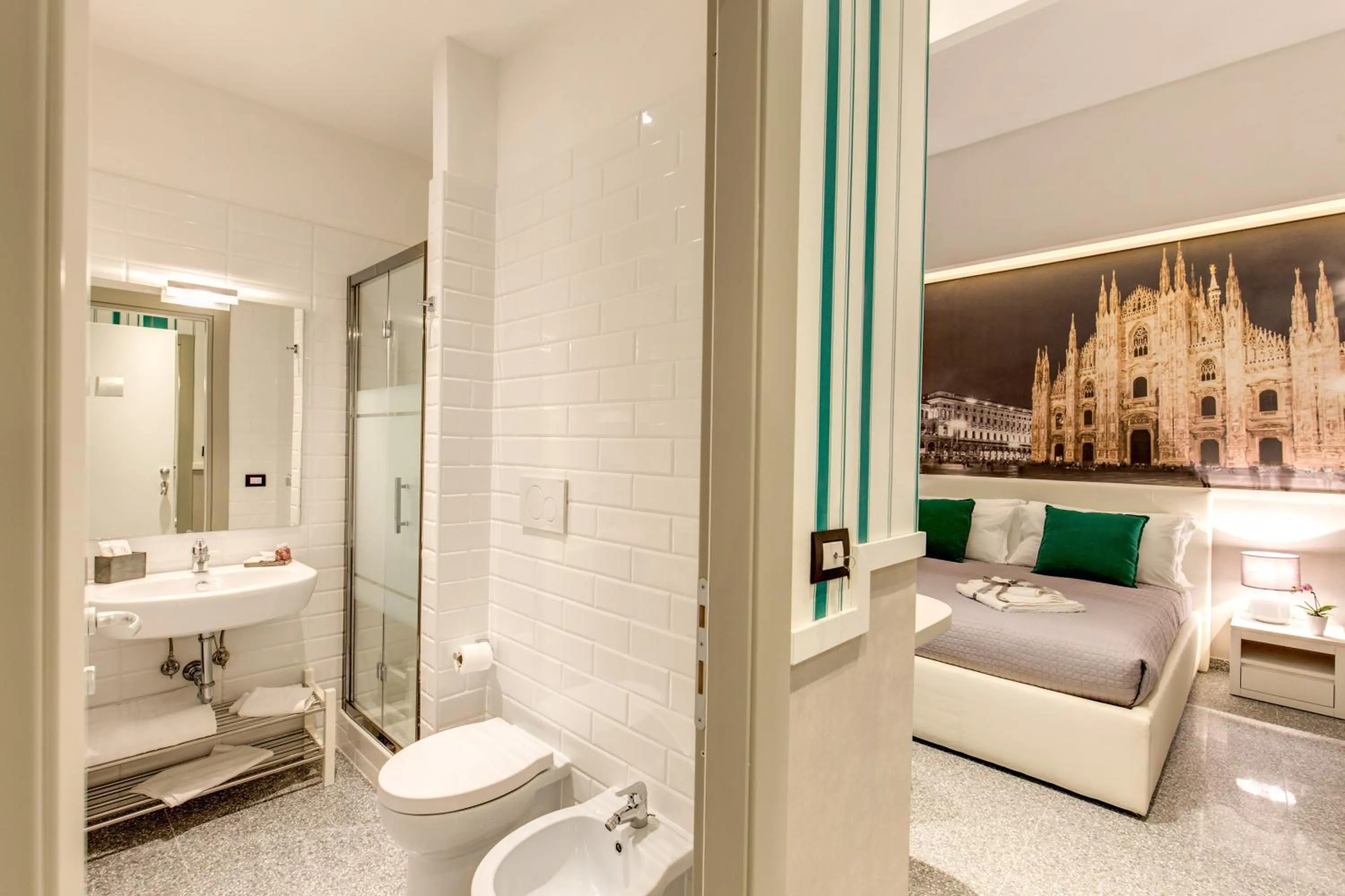 Shower in Grand Tour Rome Suites - Liberty Collection