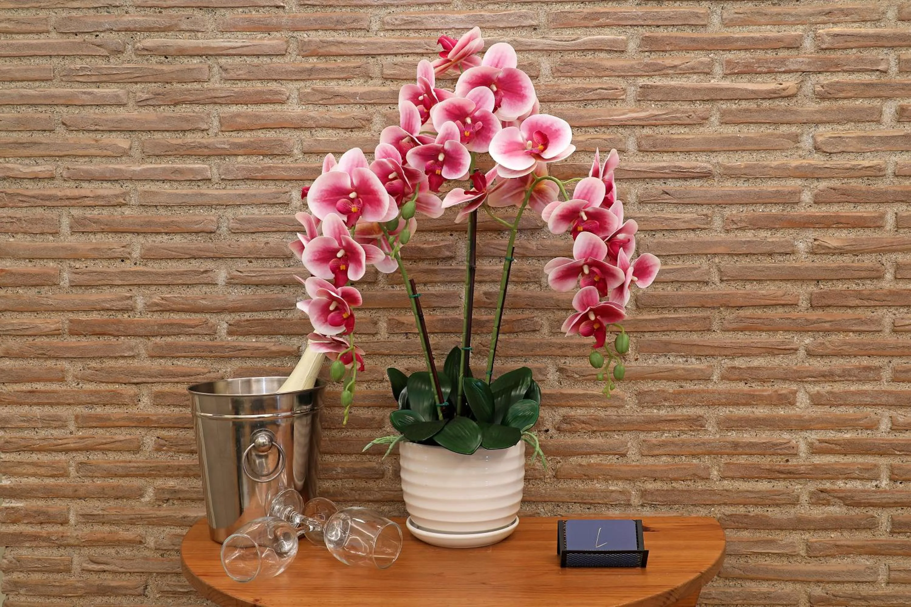 Decorative detail in Grand Tour Rome Suites - Liberty Collection