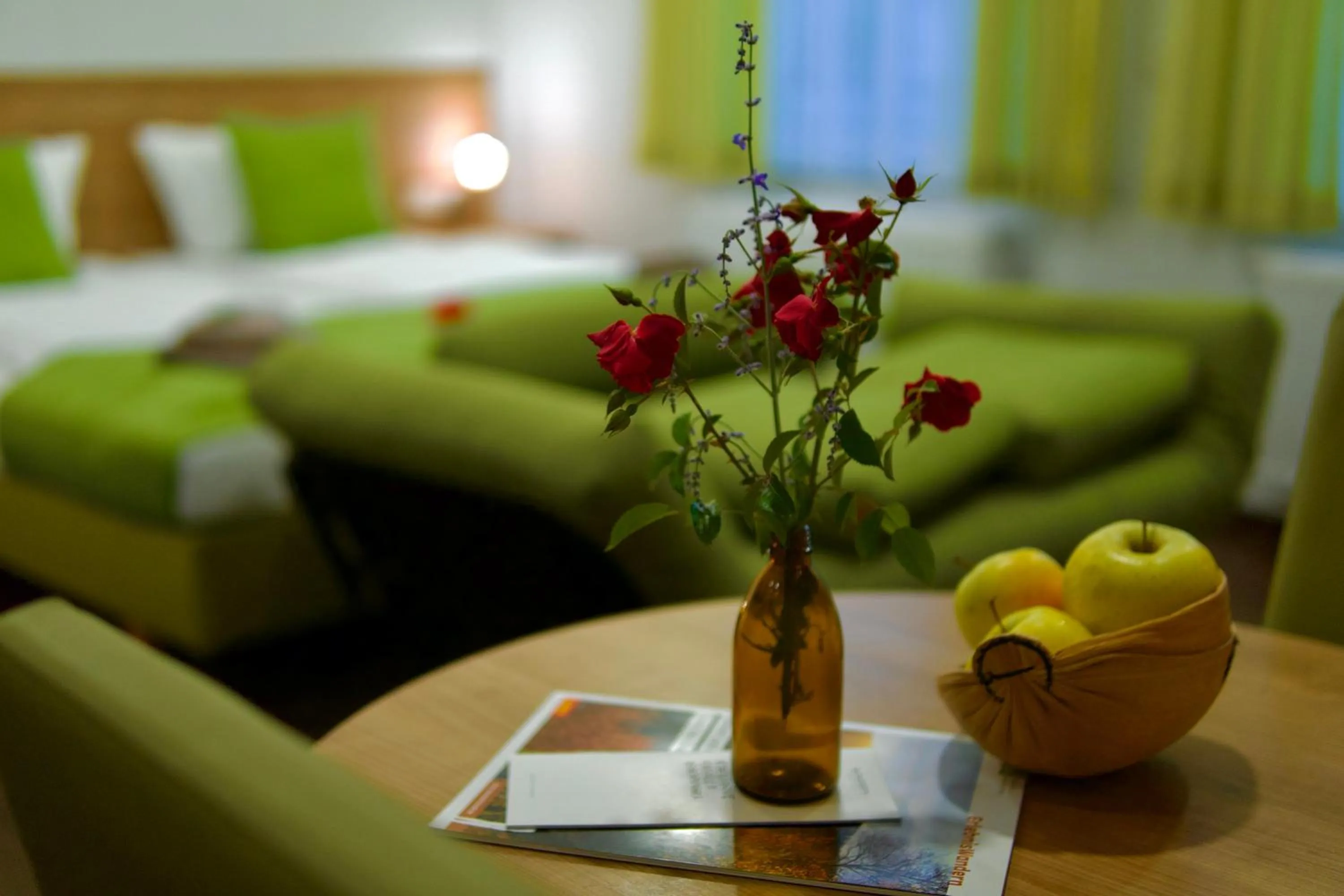 Bed in B&B Outlet Hotel - Metzingen - Bad Urach - Free Parking