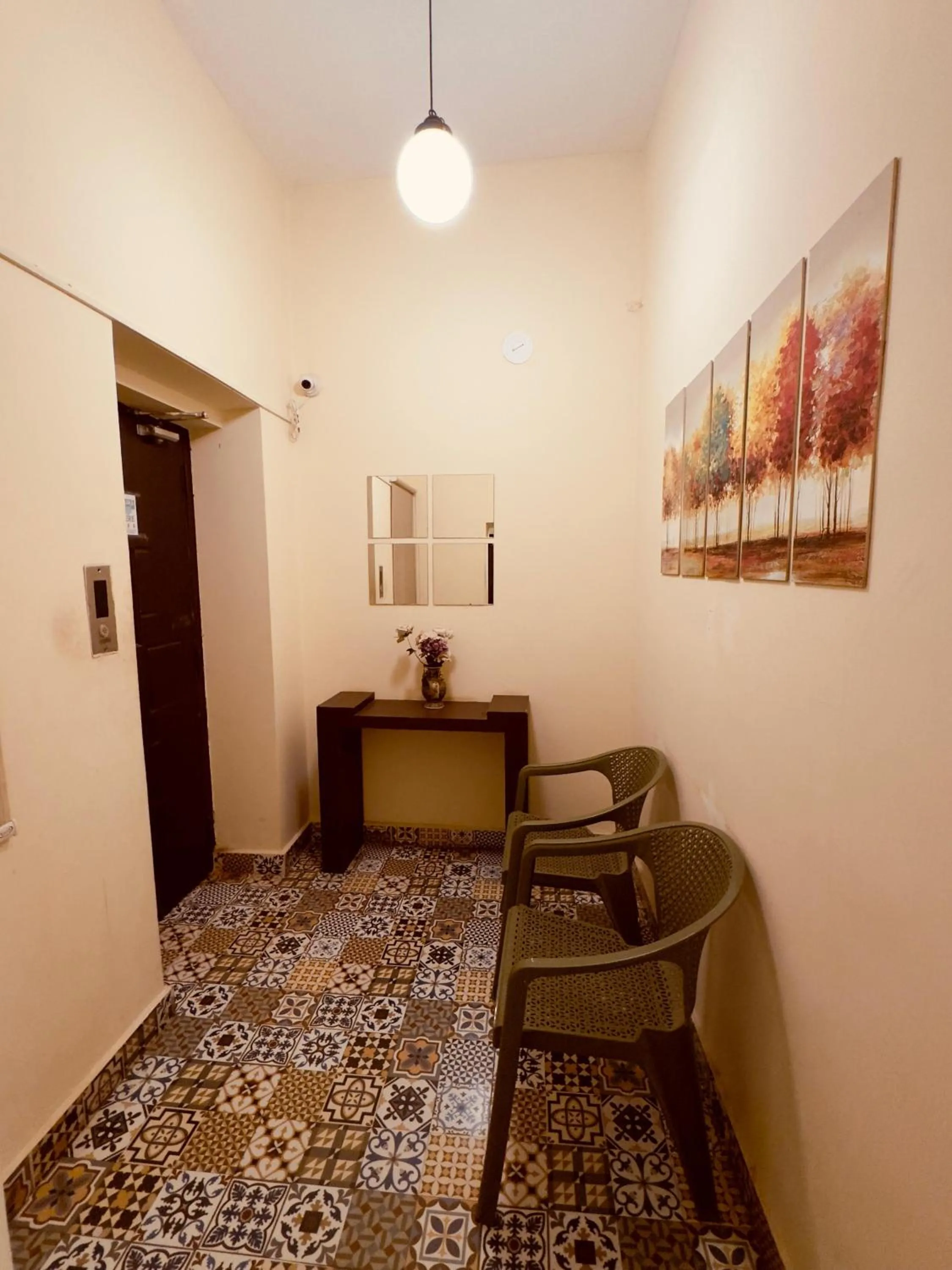 Cosy Banjara Guest House