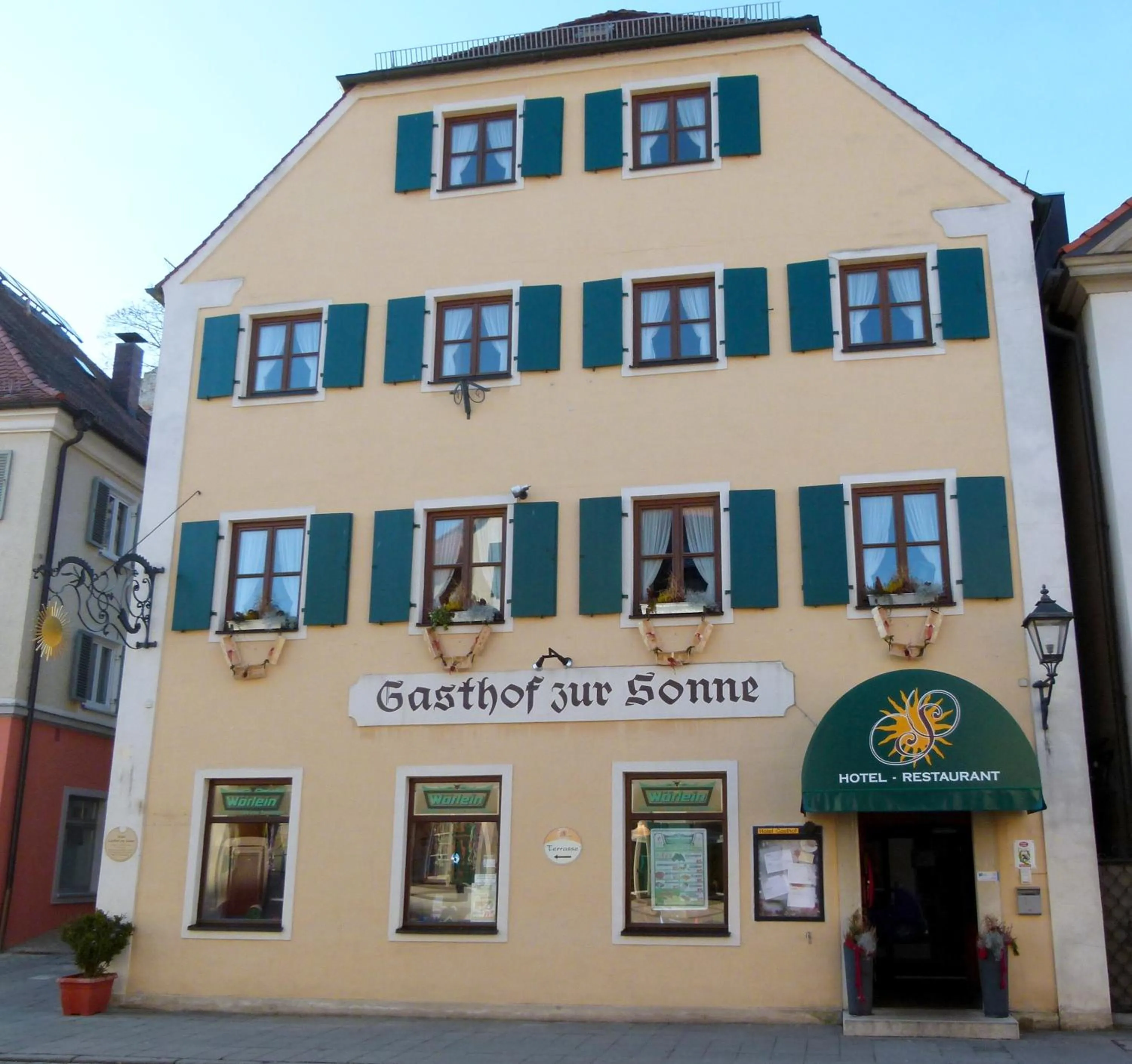 Property building in Hotel-Gasthof zur Sonne