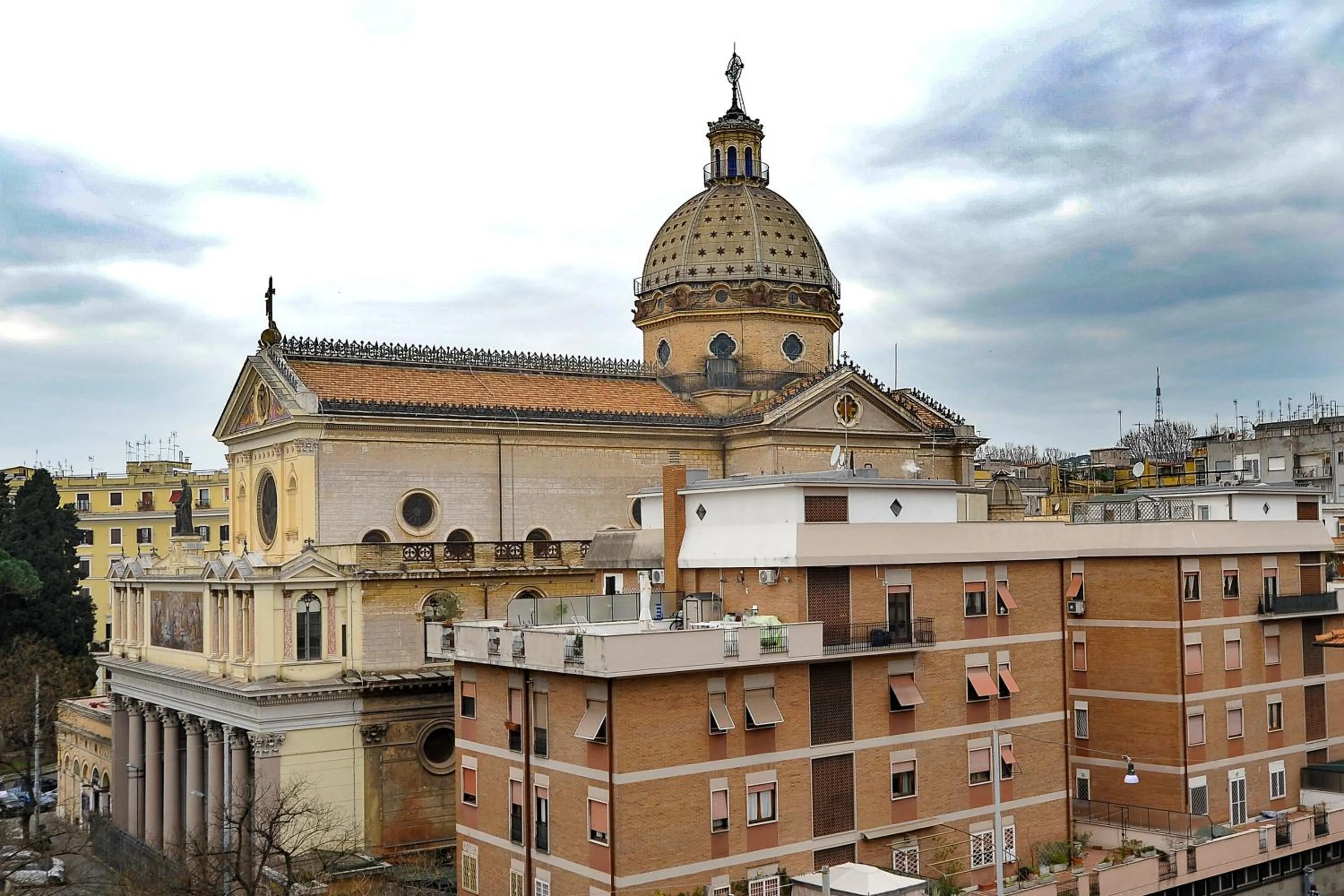 City view in Domus Castroni Pompeo Magno