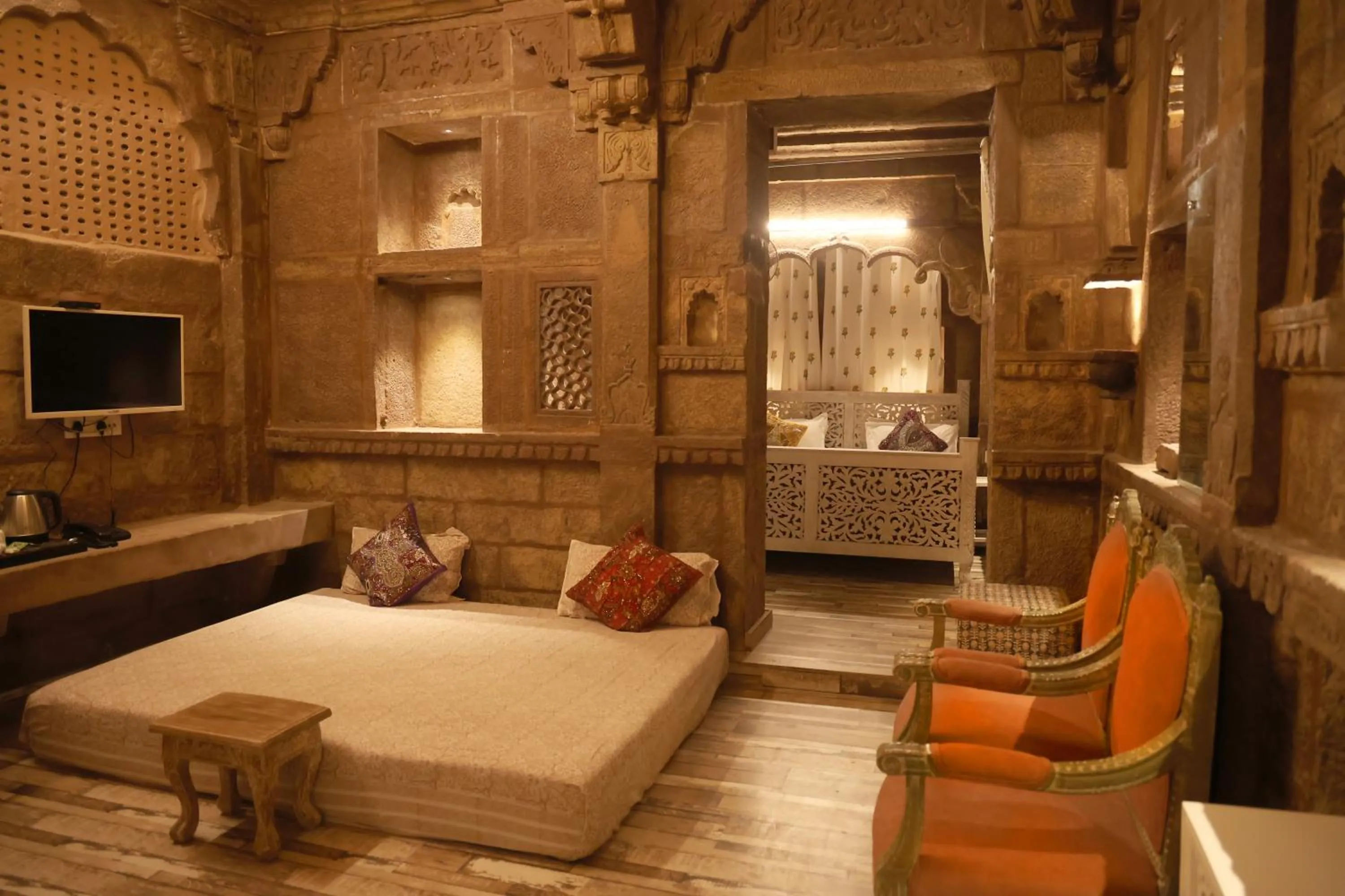 Bedroom, Bed in Rani Mahal