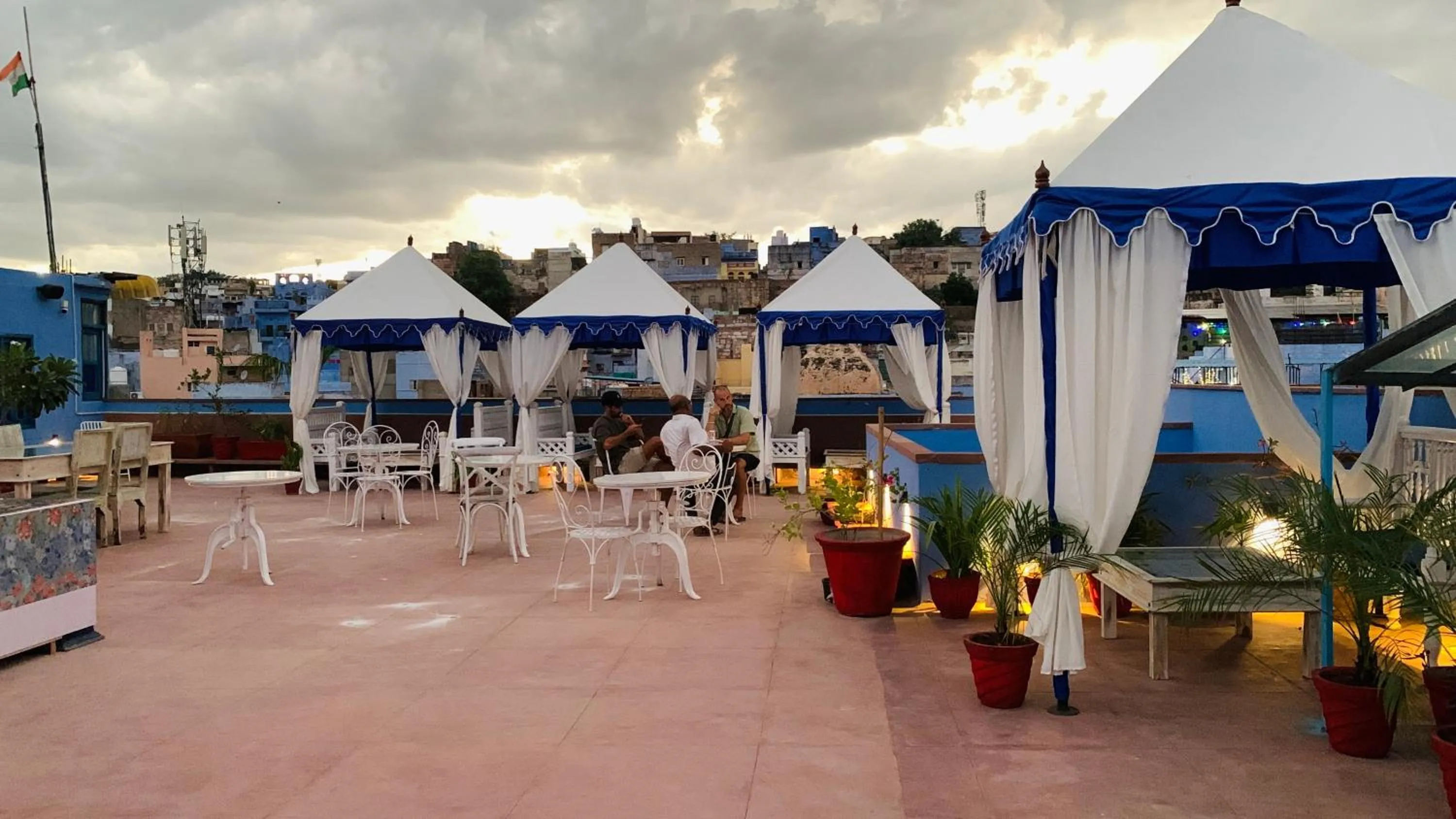 Property building in Rani Mahal