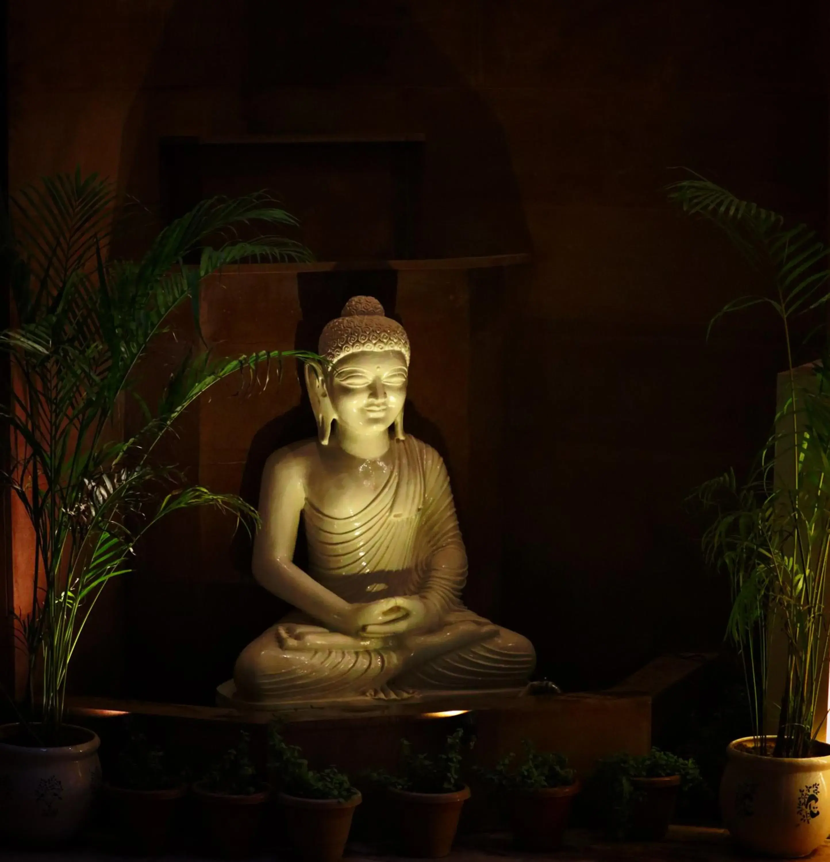 Lobby or reception in Rani Mahal Lobby or reception in Rani Mahal