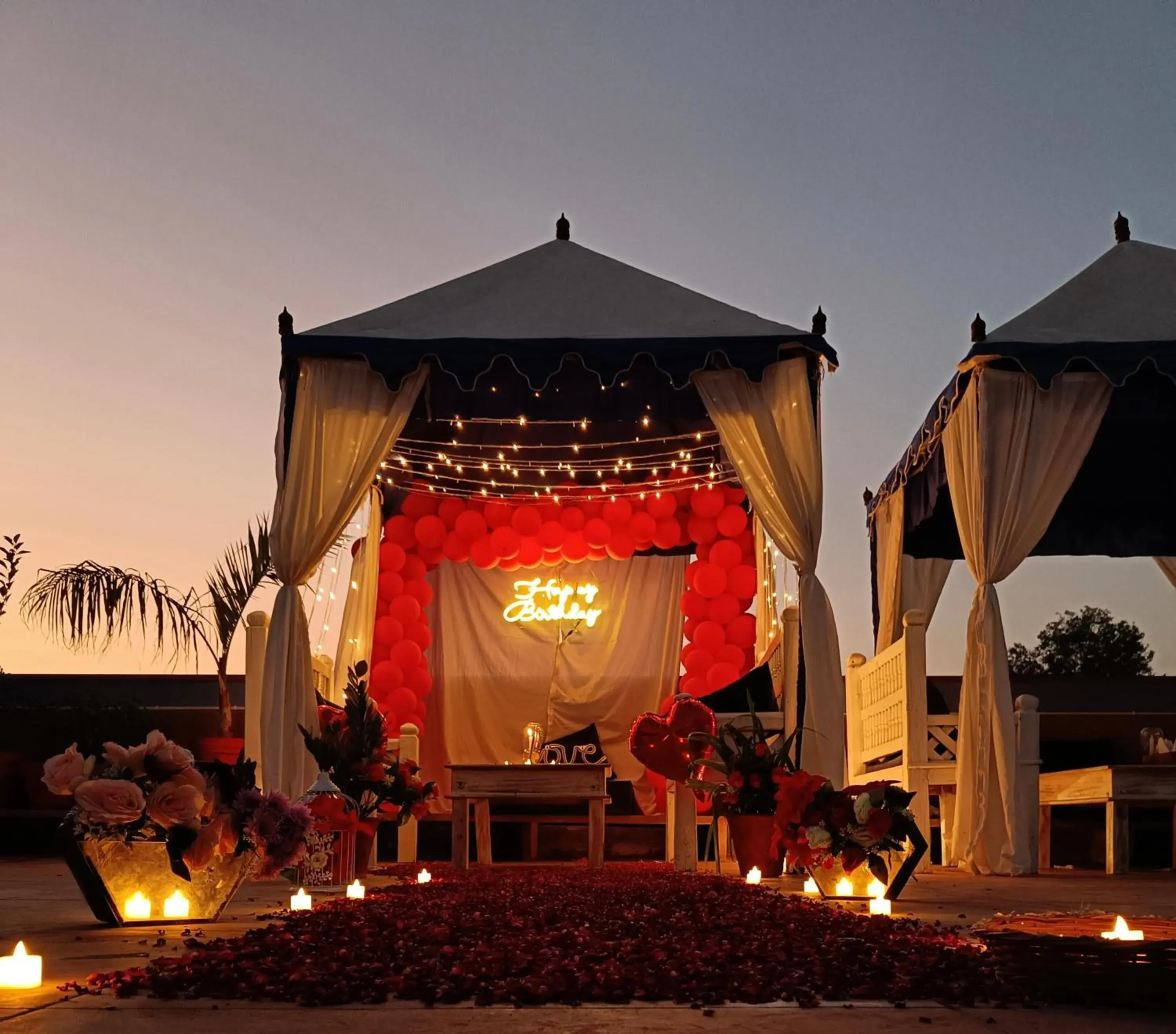 Restaurant/places to eat in Rani Mahal Restaurant/places to eat in Rani Mahal