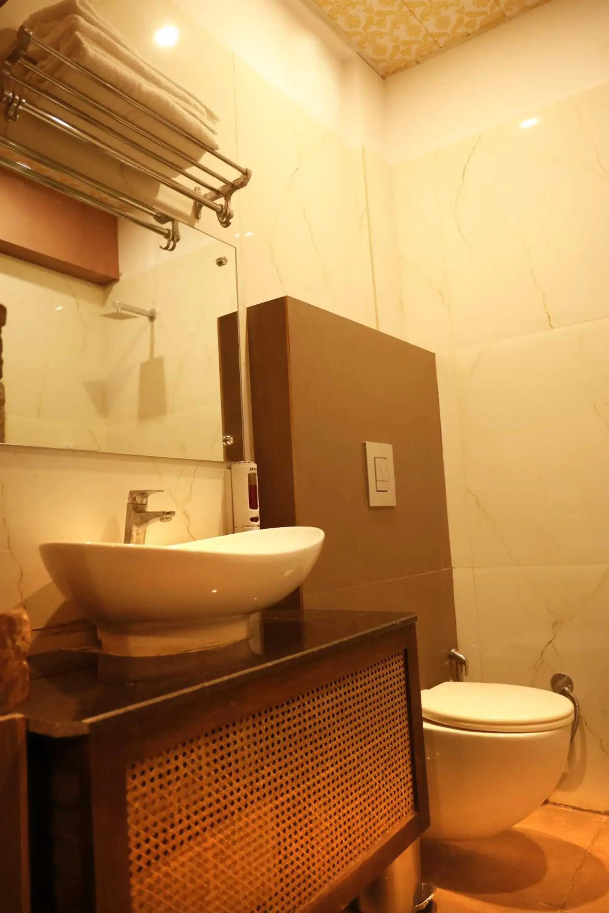 Bathroom in Rani Mahal Bathroom in Rani Mahal