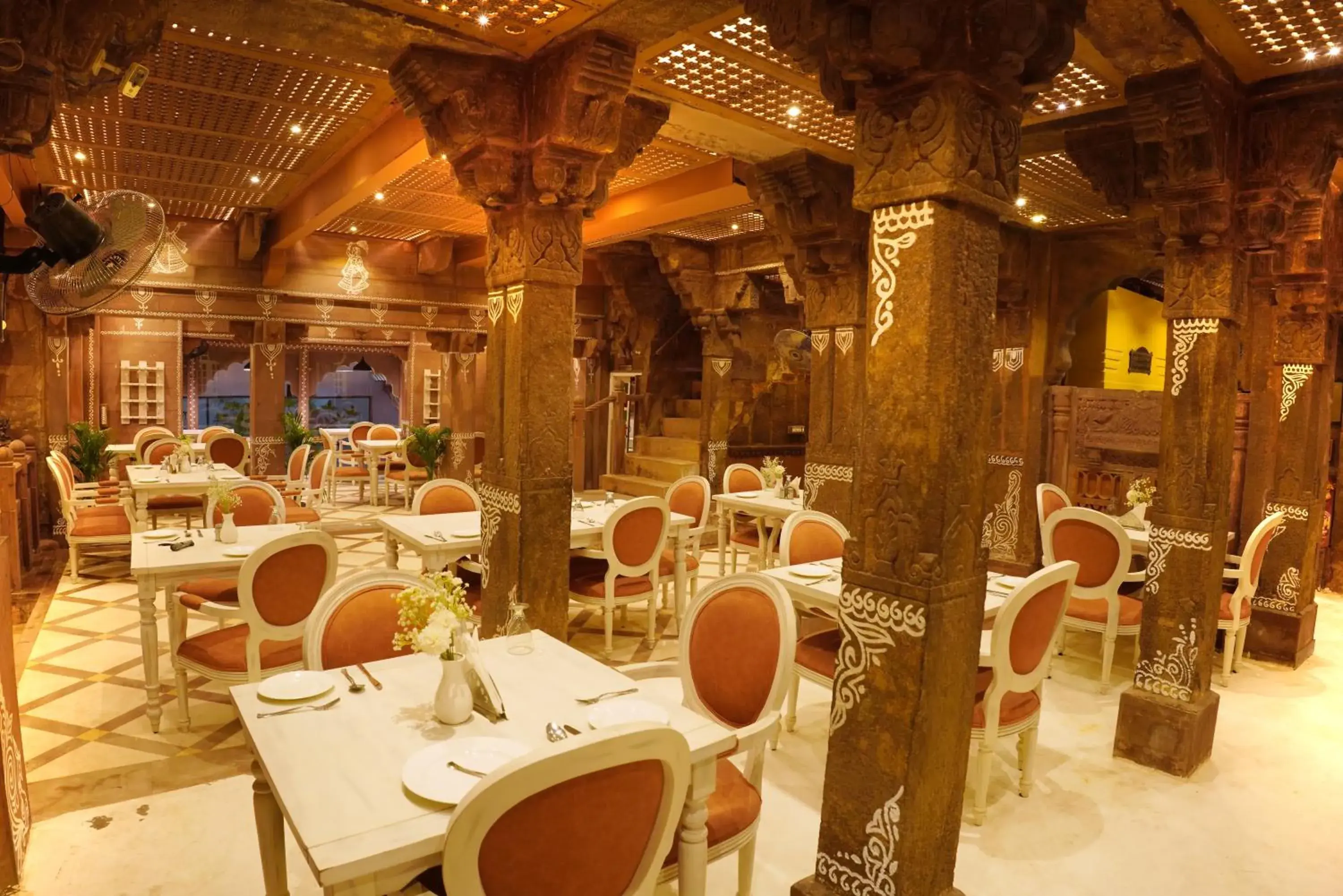Restaurant/places to eat in Rani Mahal Restaurant/places to eat in Rani Mahal