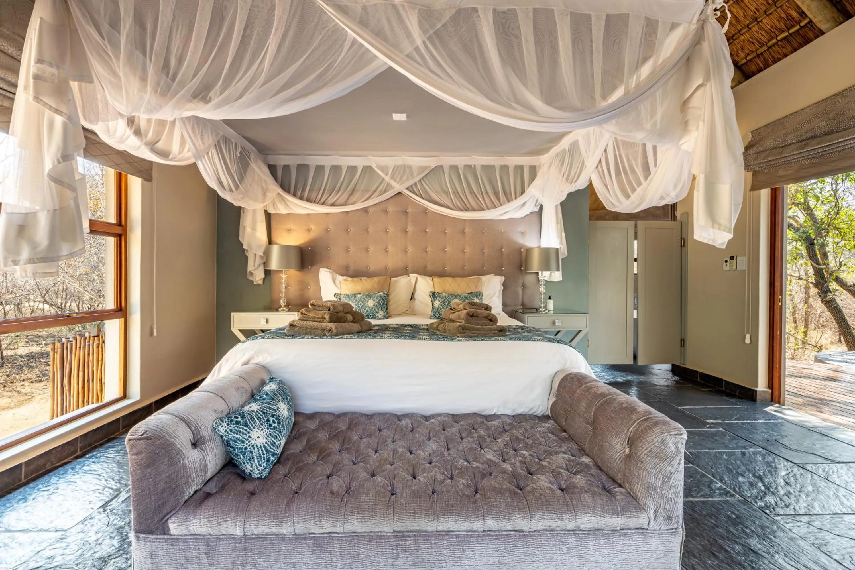 Bed in Kusudalweni Safari Lodge and Spa