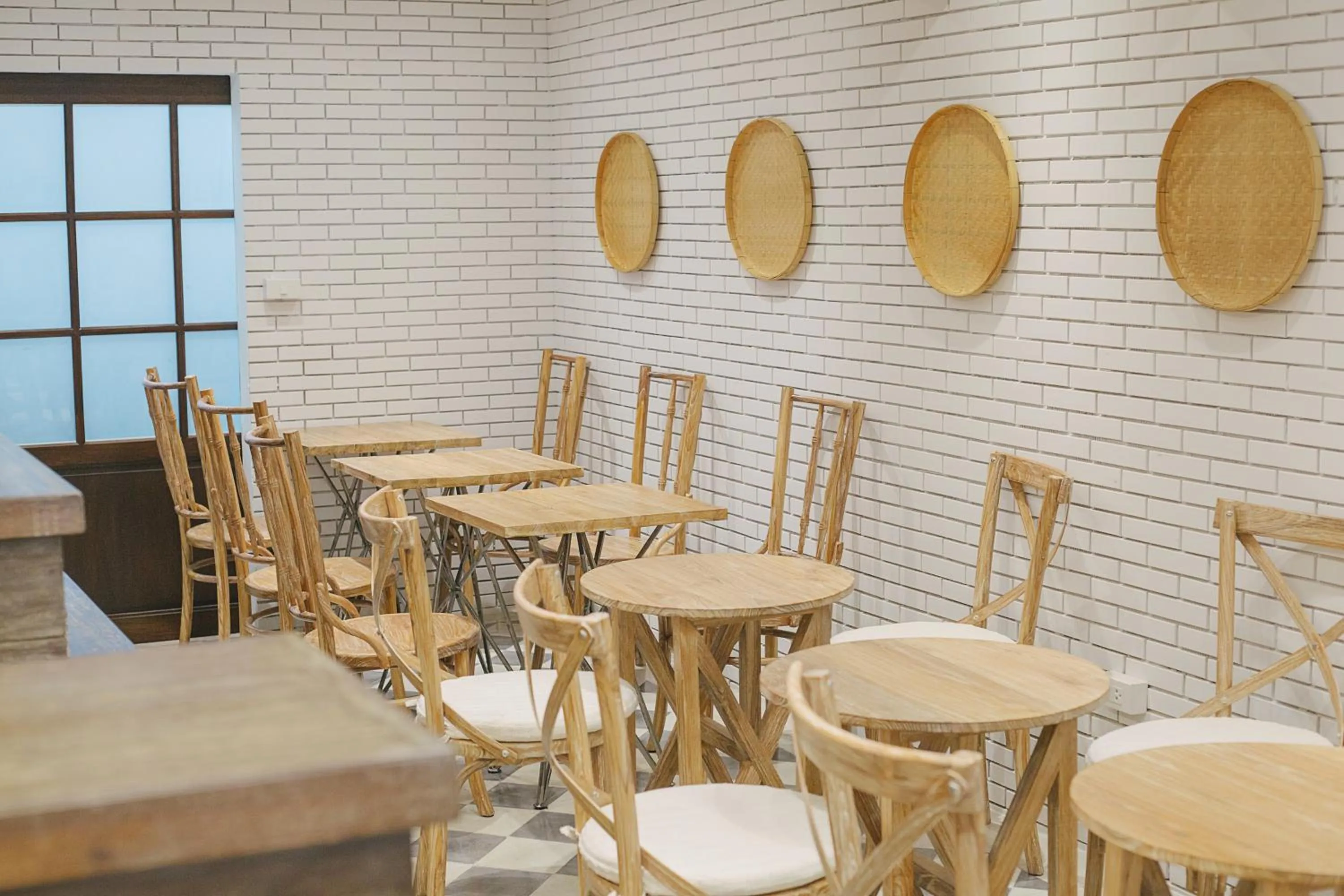 Restaurant/places to eat in Amaka Bed and Breakfast