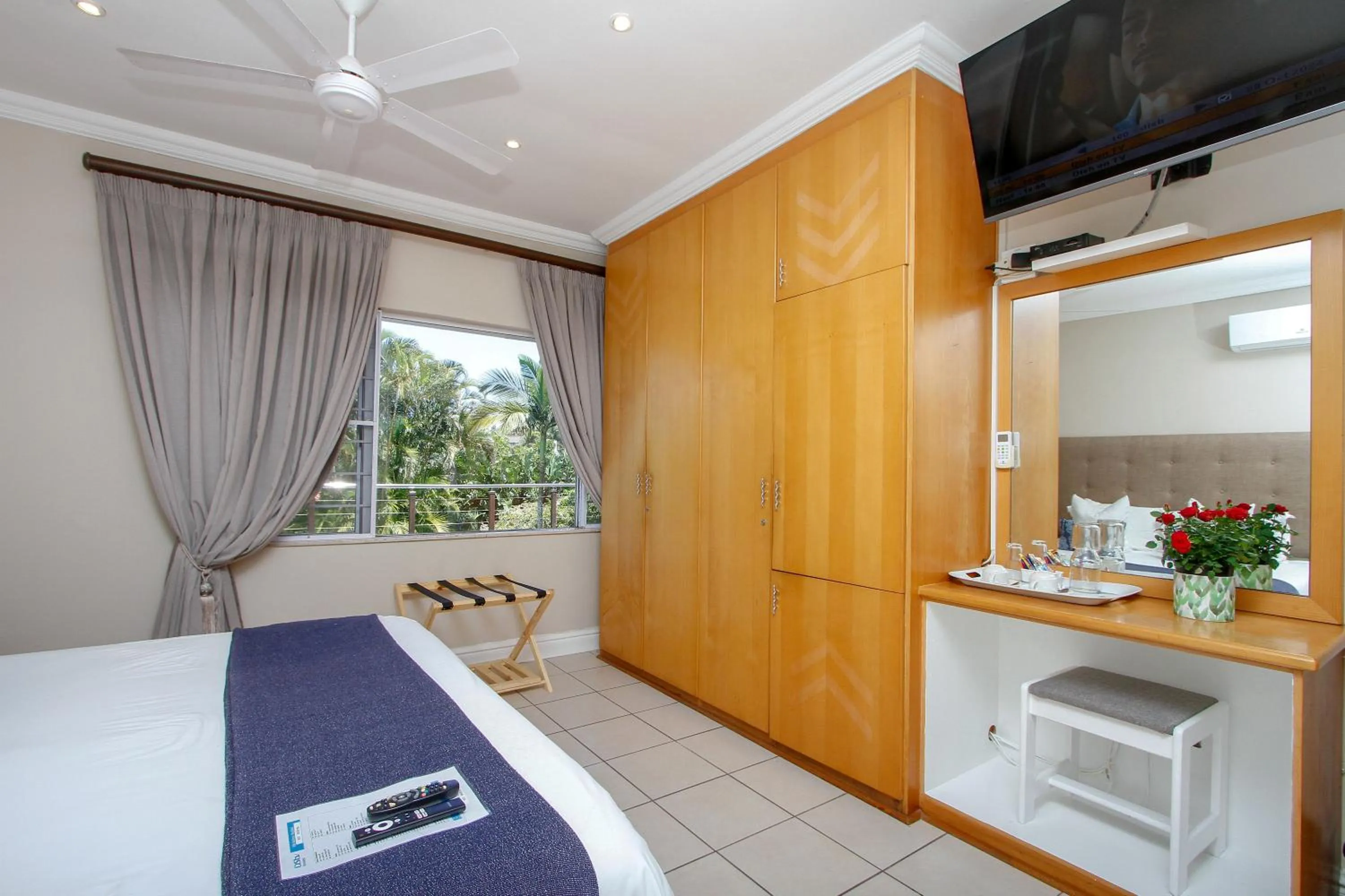 TV and multimedia, Bed in The Sandringham Bed & Breakfast and Self-Catering