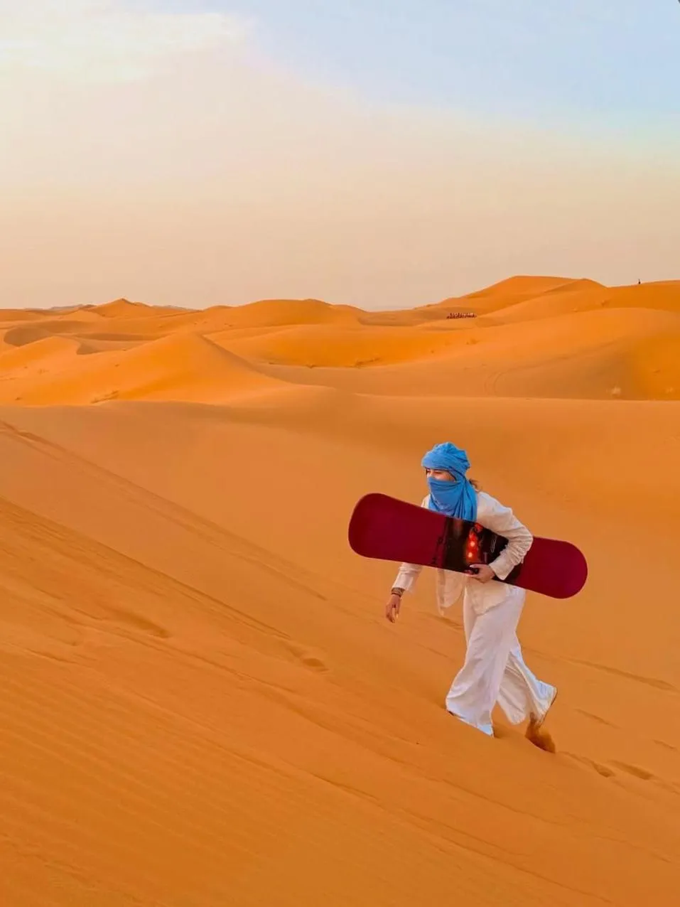 Merzouga Luxury Camp