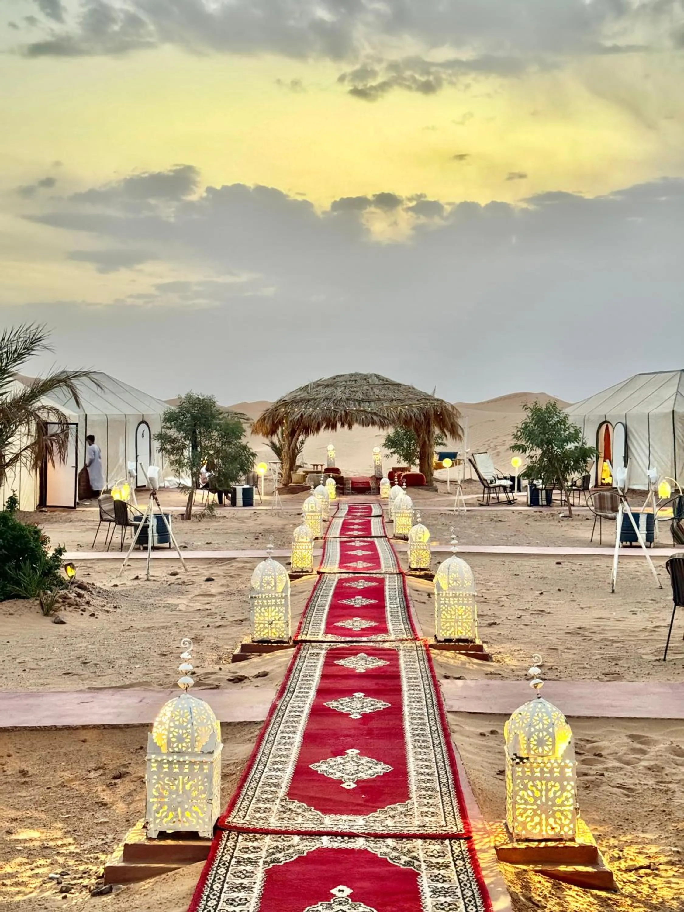 Merzouga Luxury Camp