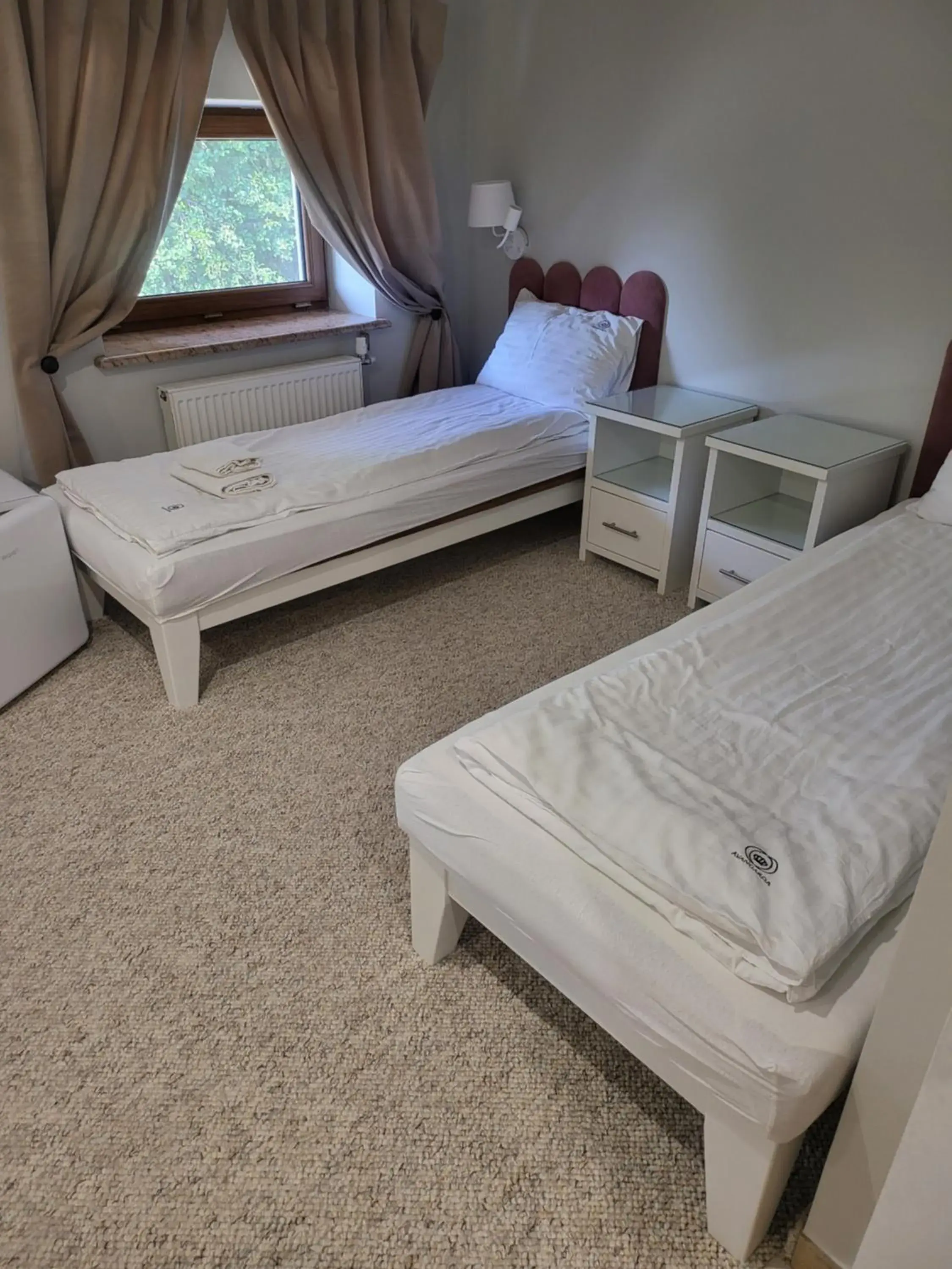 Triple Room with Bathroom in Zajazd Avangarda Triple Room with Bathroom in Zajazd Avangarda