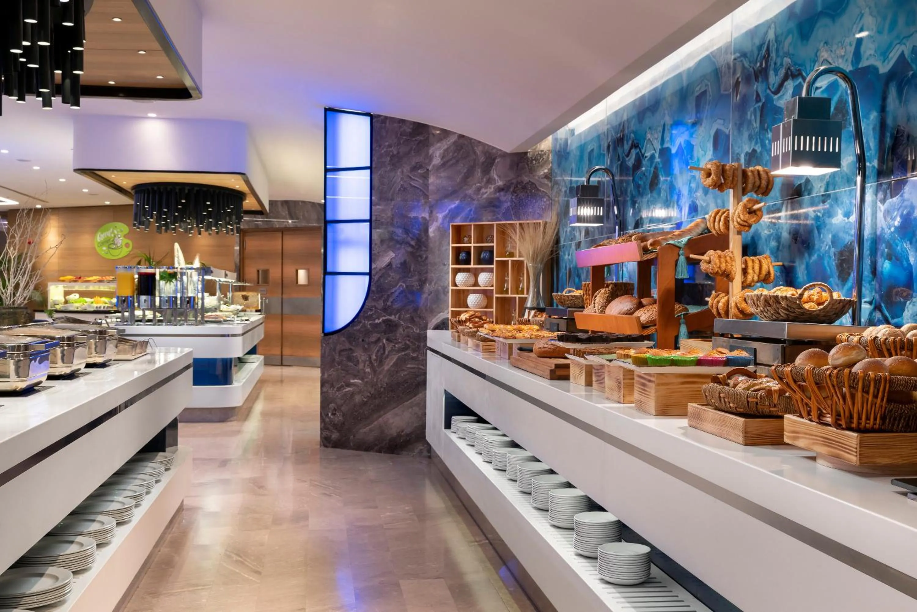 Restaurant/places to eat in Crowne Plaza Florya Istanbul by IHG