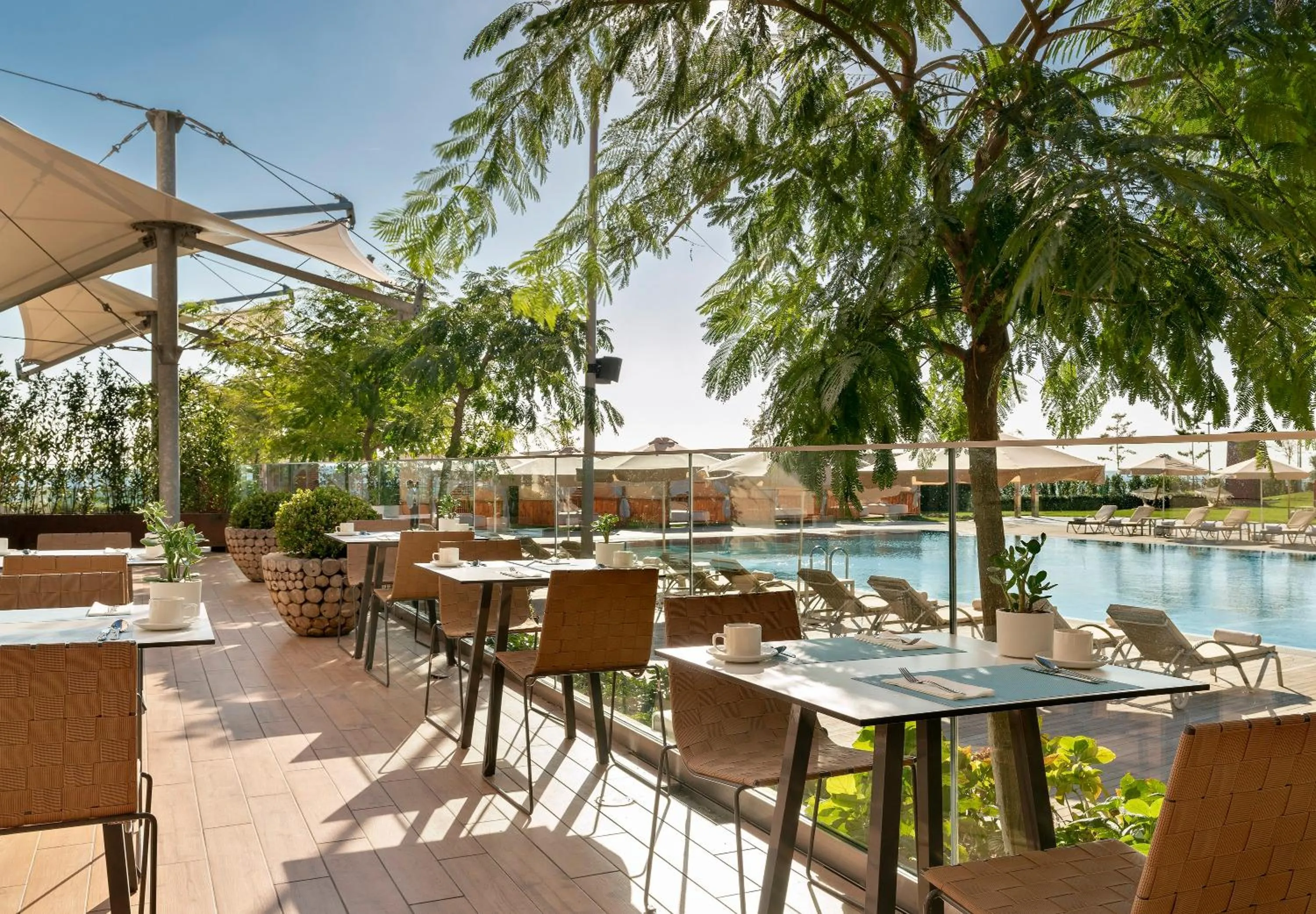 Restaurant/places to eat in Crowne Plaza Florya Istanbul by IHG