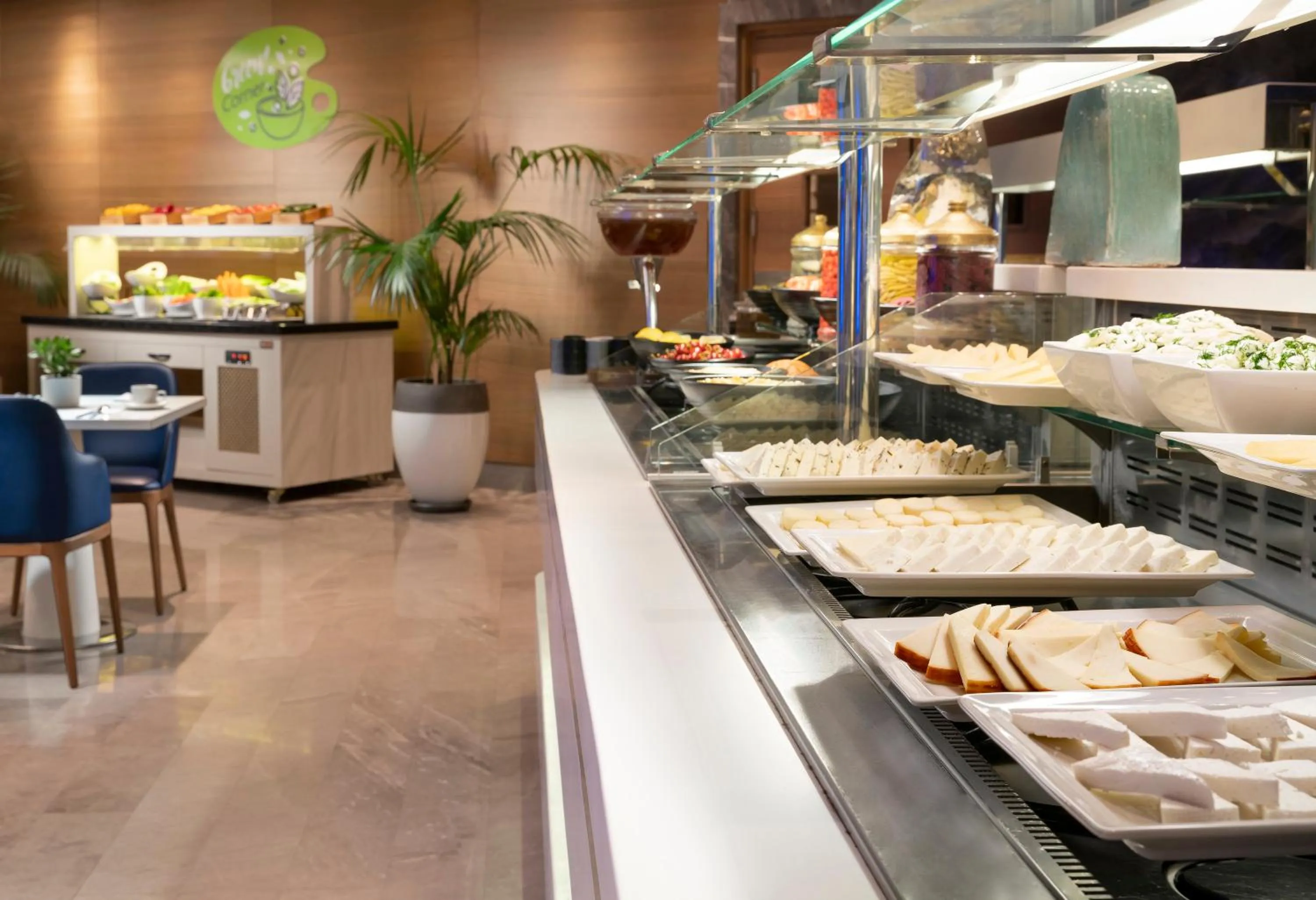 Restaurant/places to eat in Crowne Plaza Florya Istanbul by IHG