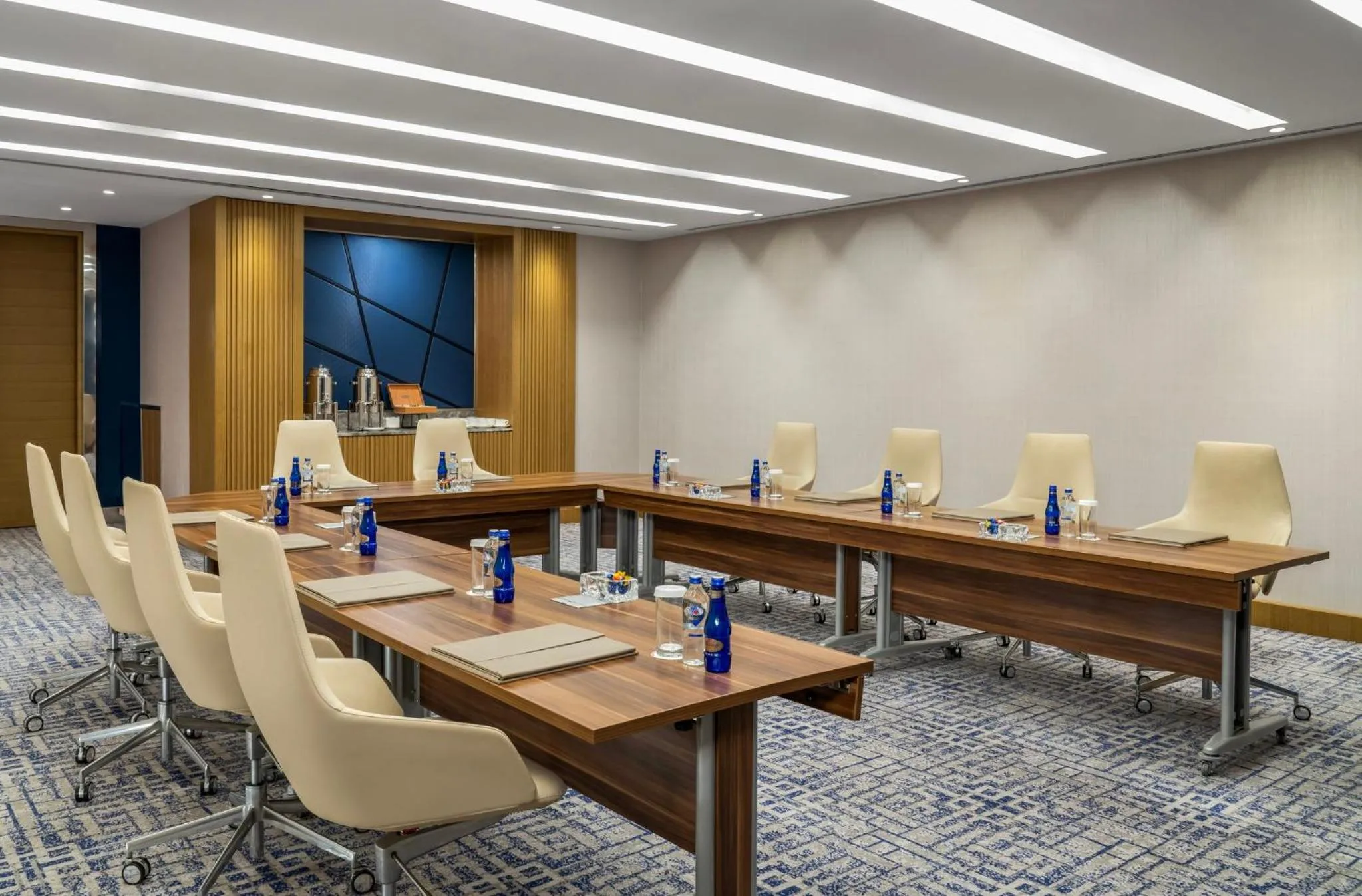 Meeting/conference room in Crowne Plaza Florya Istanbul by IHG