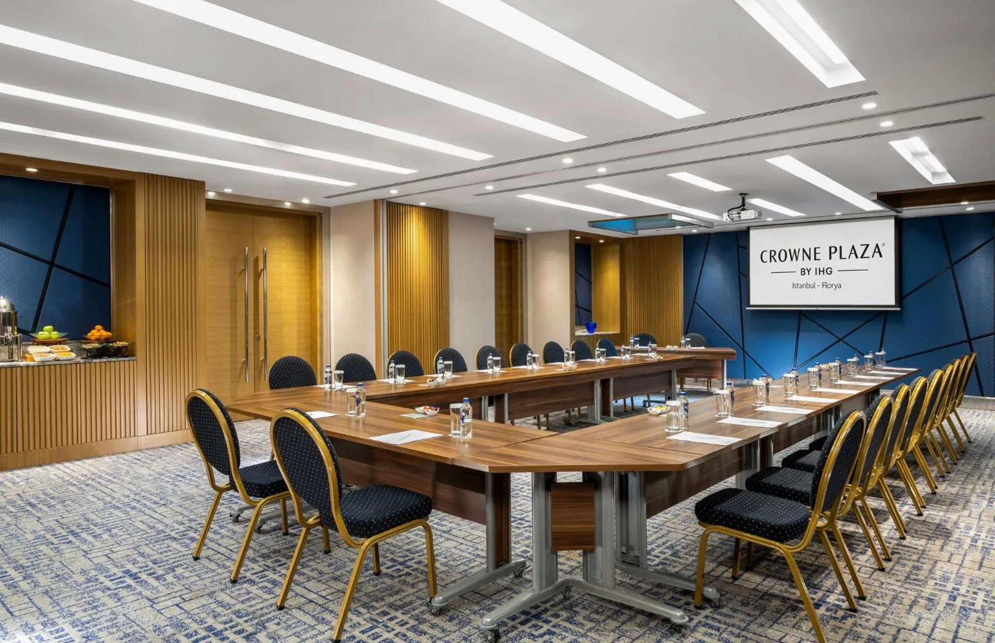 Meeting/conference room in Crowne Plaza Florya Istanbul by IHG