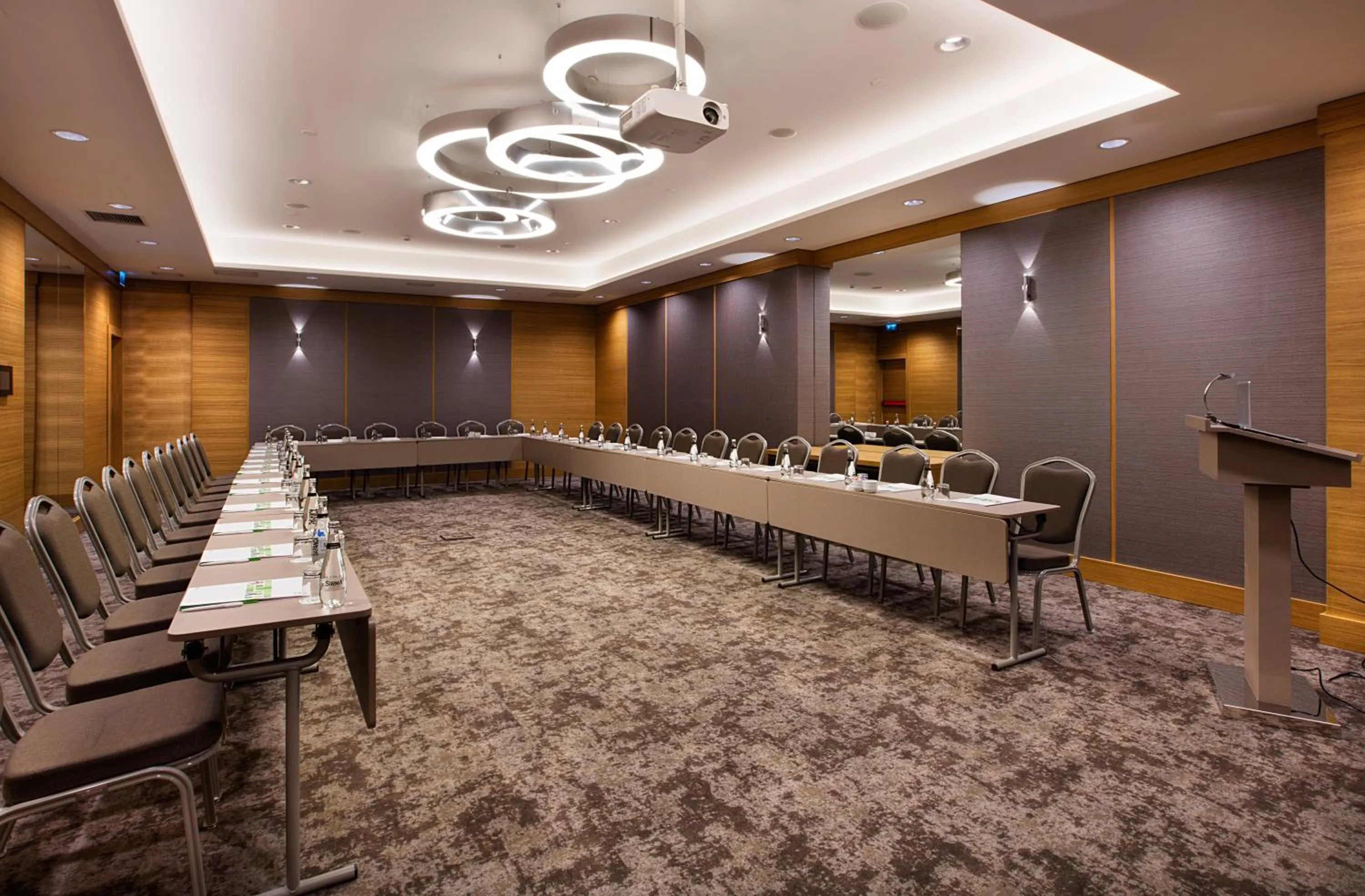 Meeting/conference room in Holiday Inn Istanbul - Kadikoy by IHG