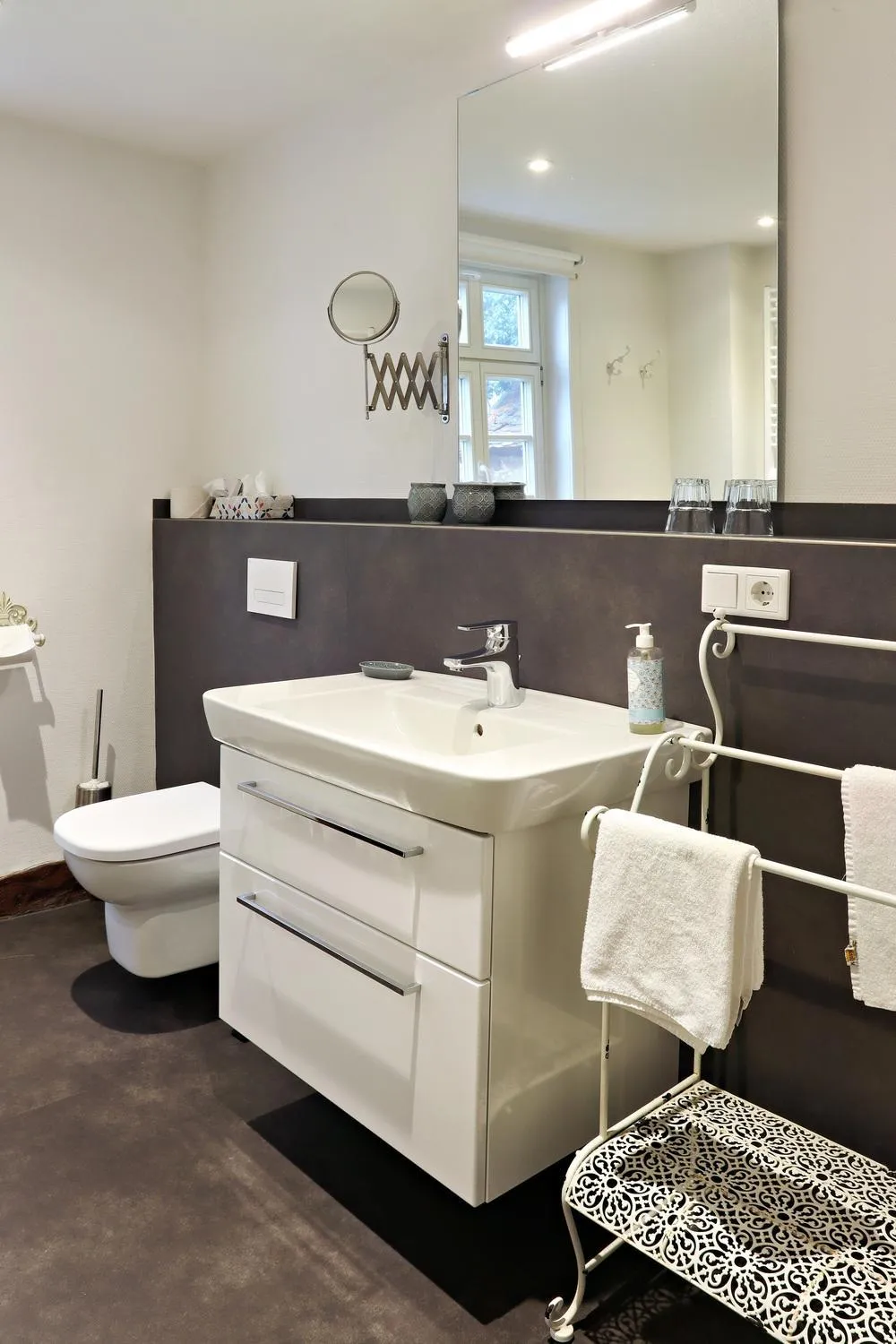 Toilet in Hotel Vorderburg