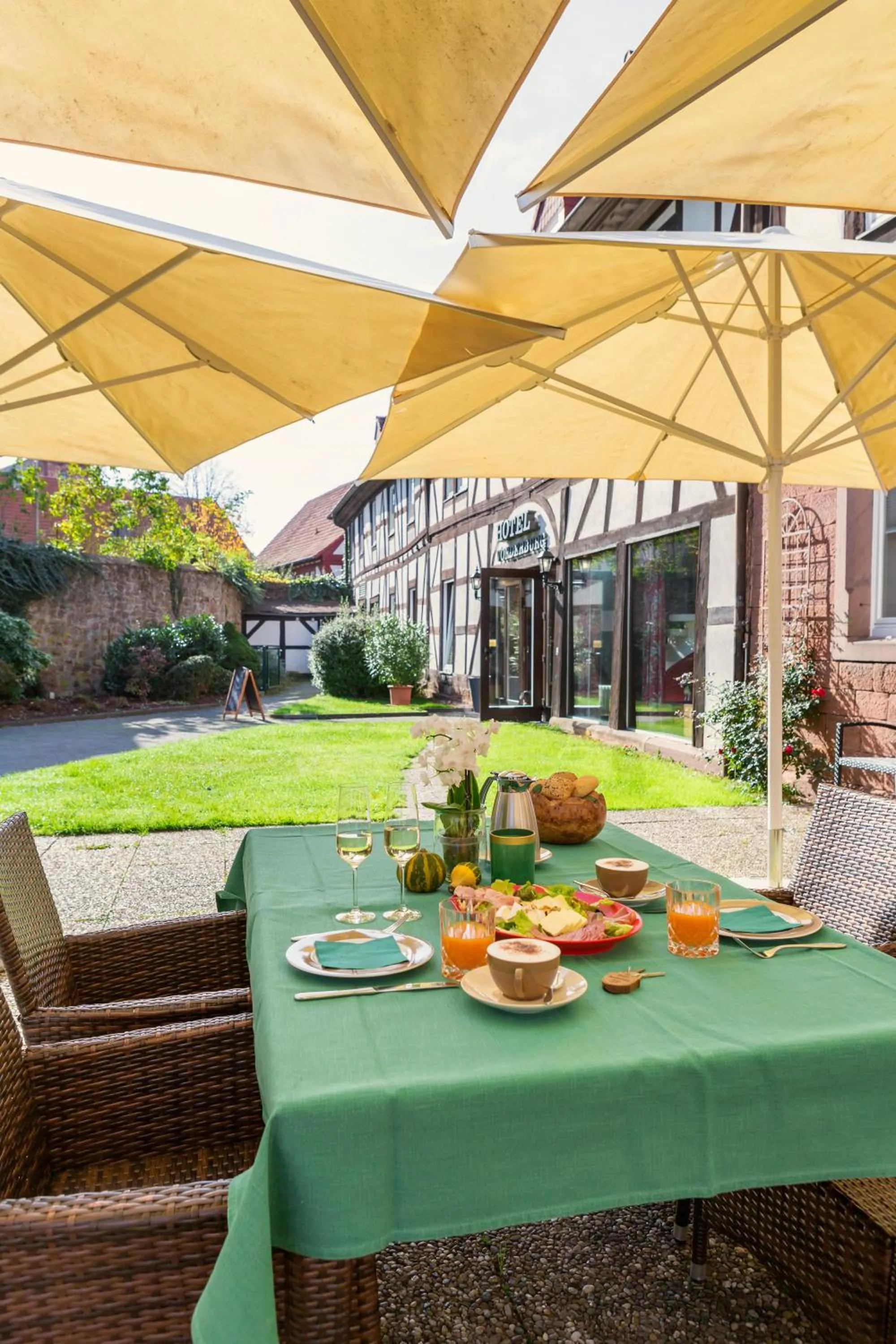 Patio in Hotel Vorderburg