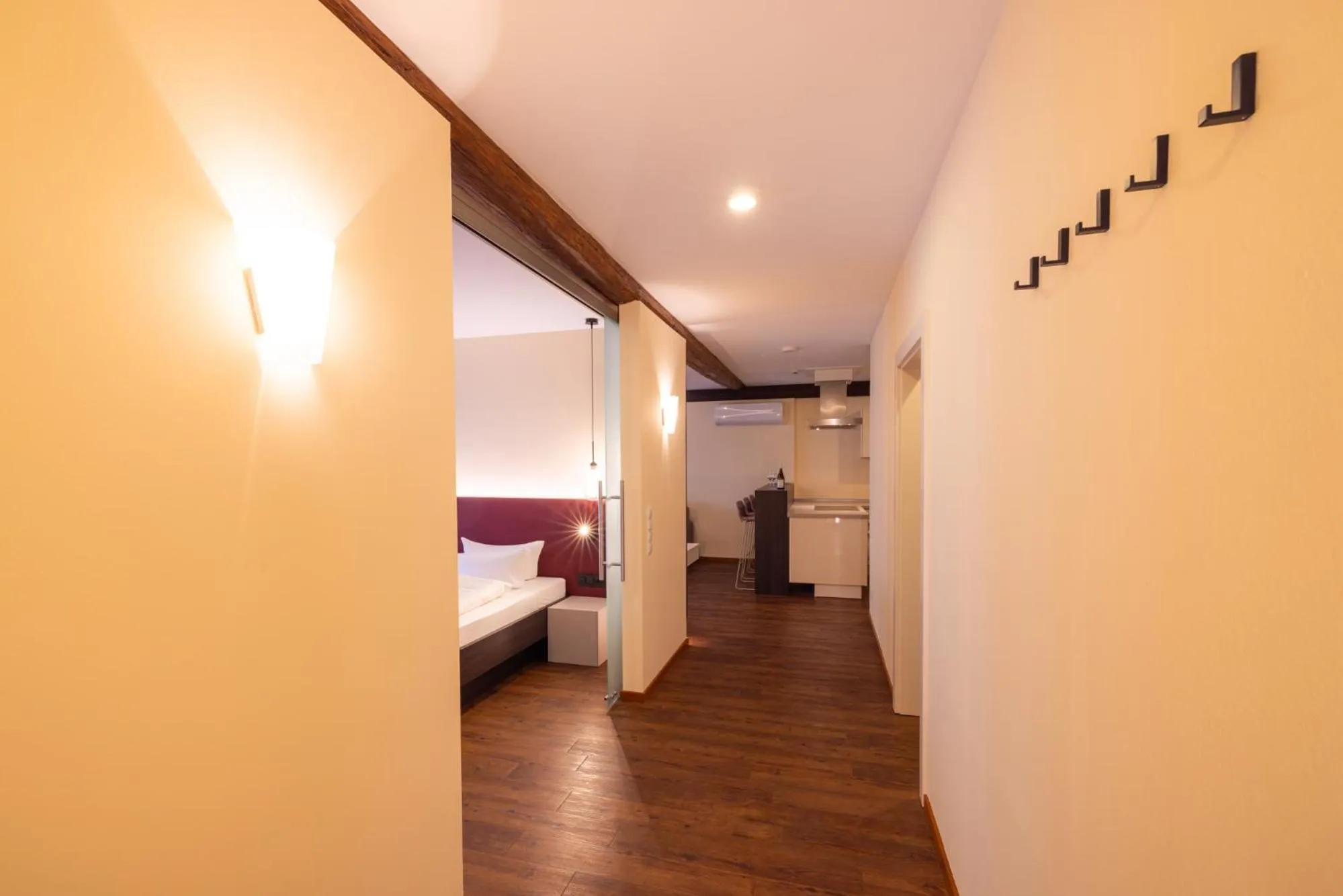 Photo of the whole room, Bed in Altstadthof Freinsheim