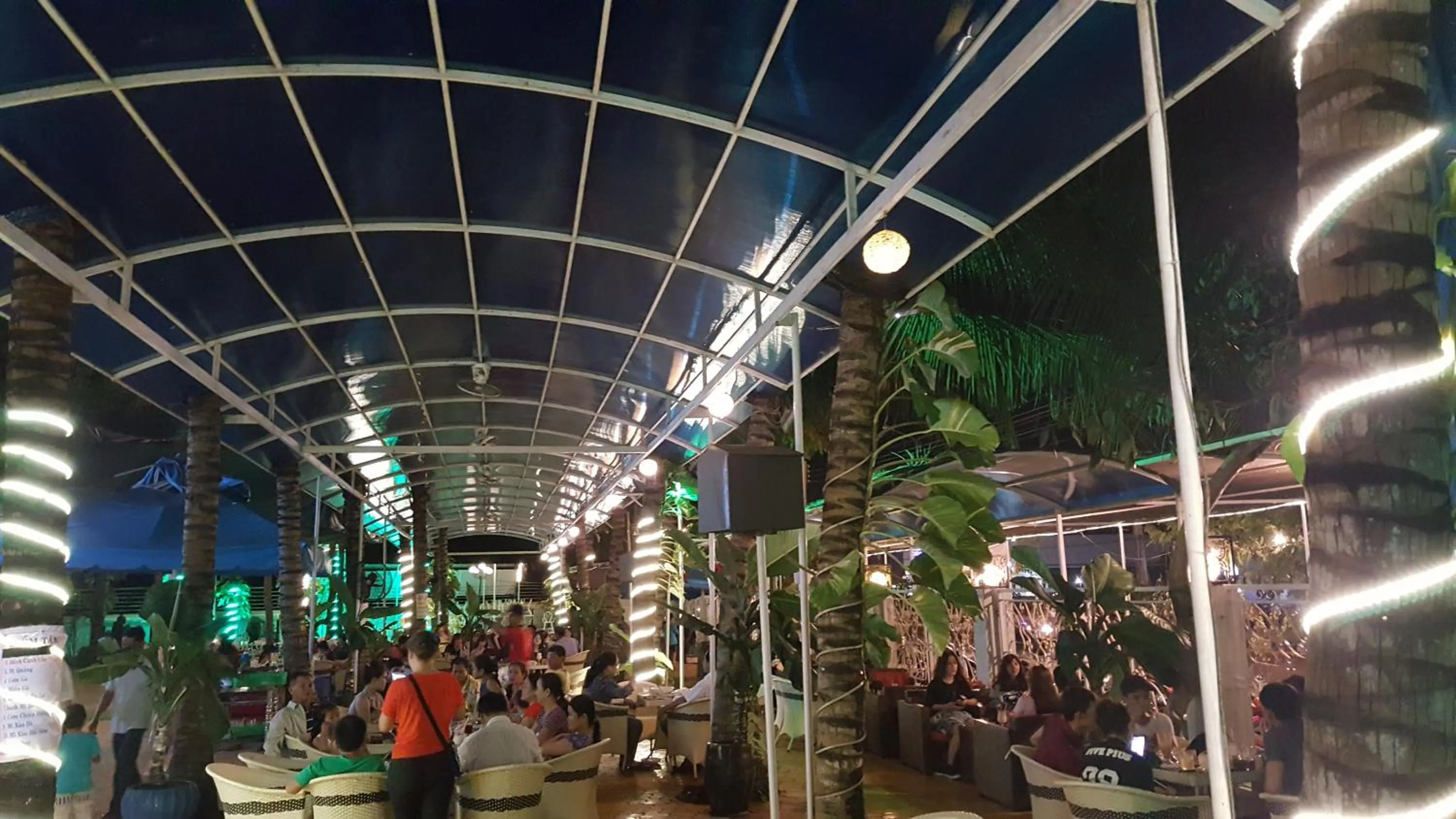 Restaurant/places to eat in Nhat Minh Hotel